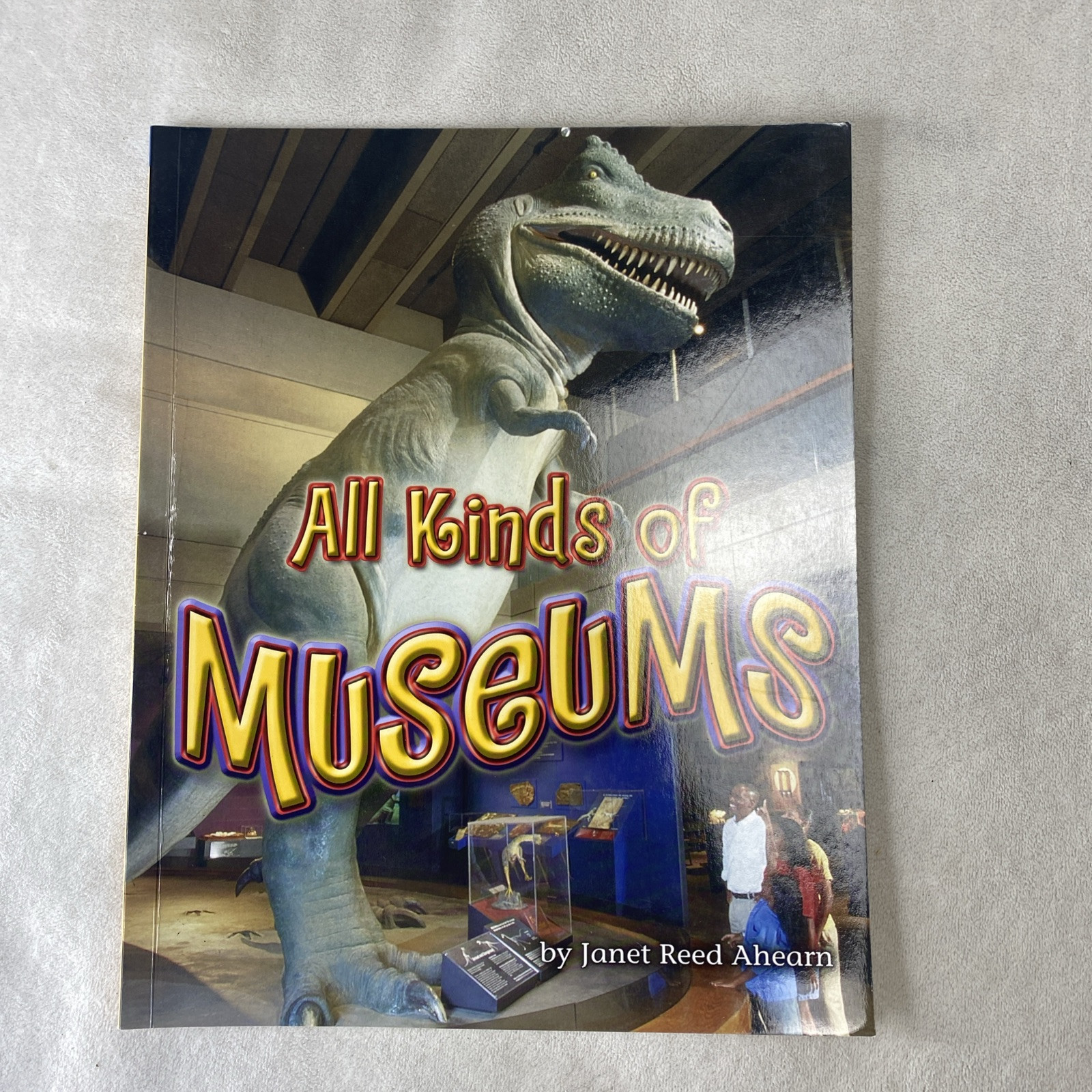 9 Assorted Steck-Vaughn Shutterbug Books: Leveled Reader Grades K – 1 Science