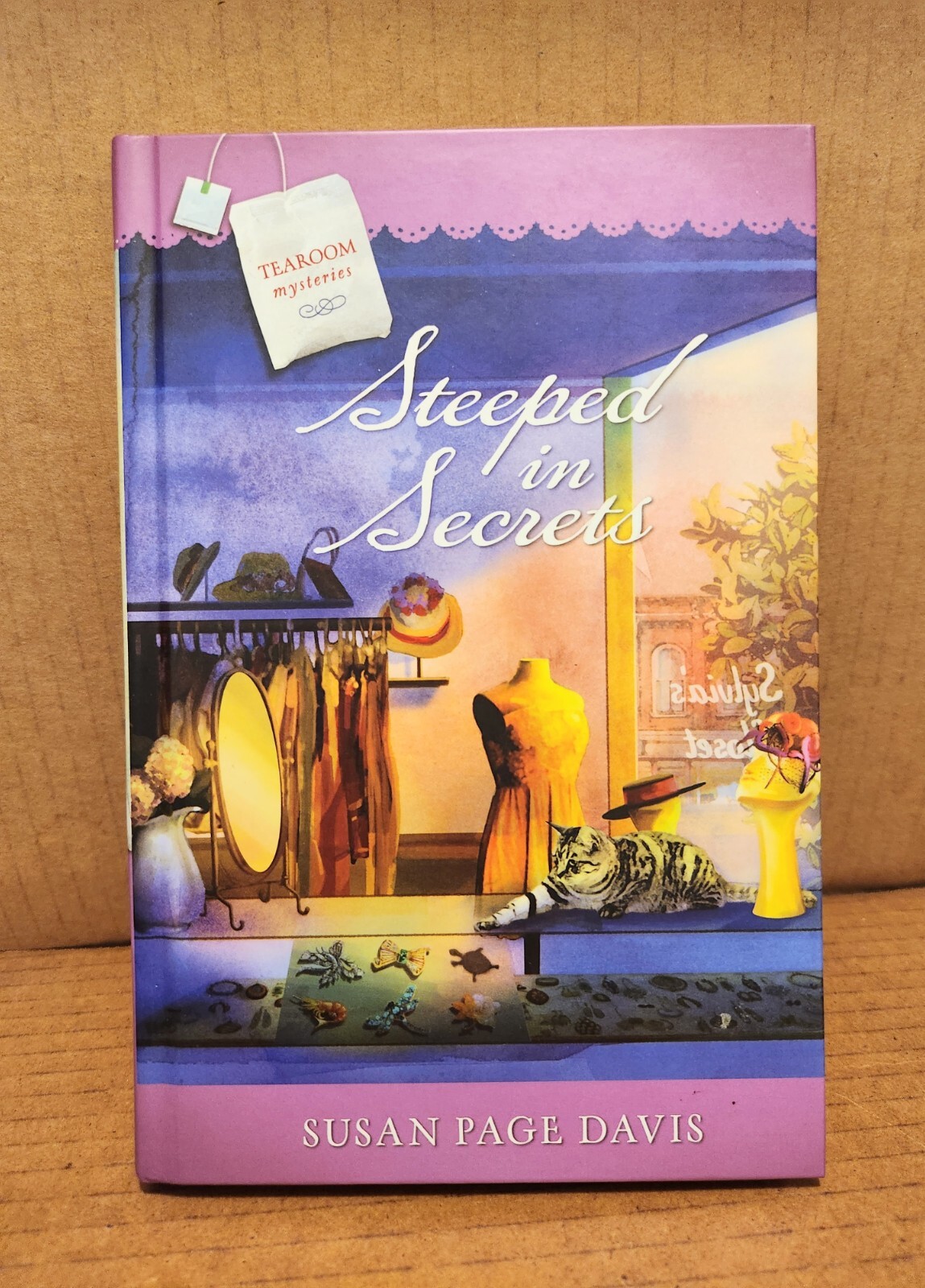 Tearoom Mysteries #13 Steeped in Secrets Susan Page Davis Guideposts 2017