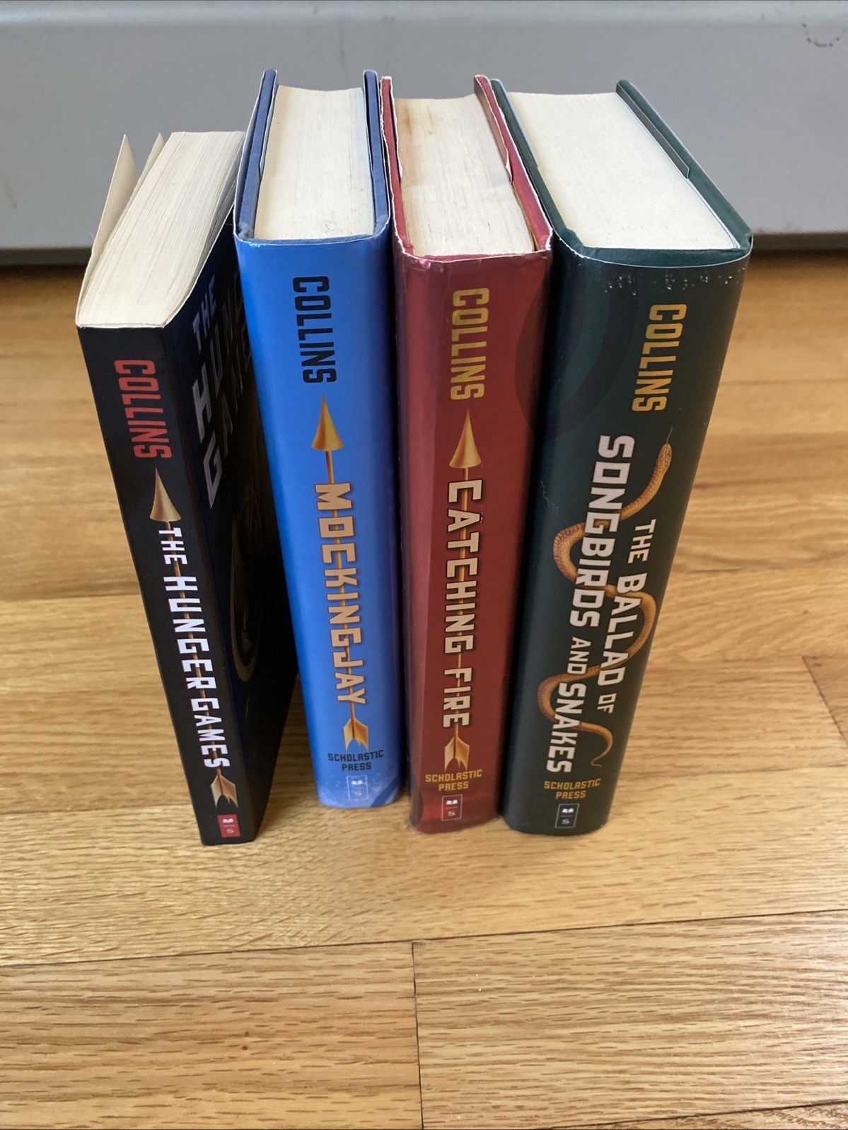 Hunger Games 4 Book Lot-Suzanne Collins! 3 Hardcover, 1 Trade, Great Condition!