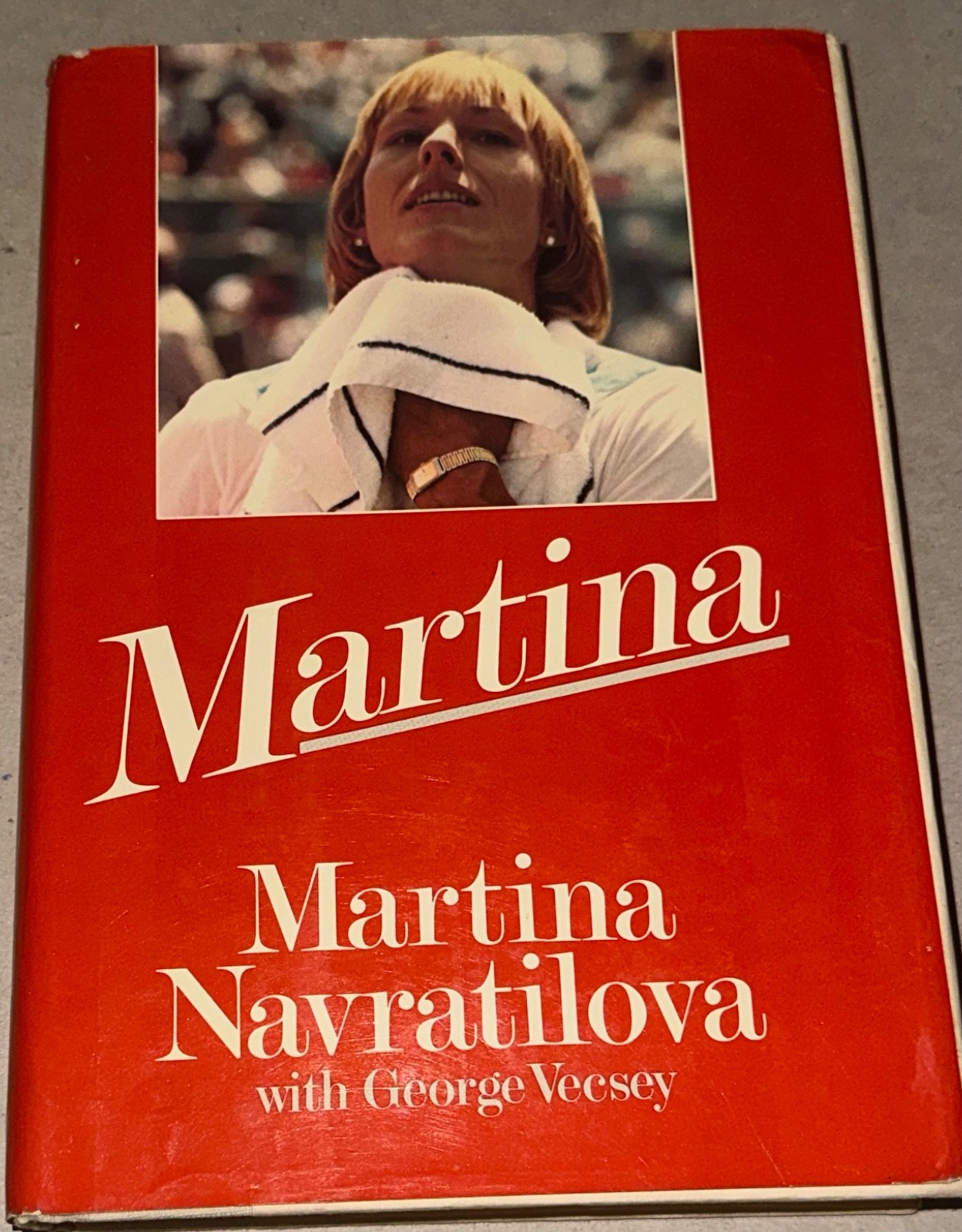 MARTINA NAVRATILOVA SIGNED BOOK AUTOBIOGRAPHY MARTINA 1ST EDITION HARD COVER