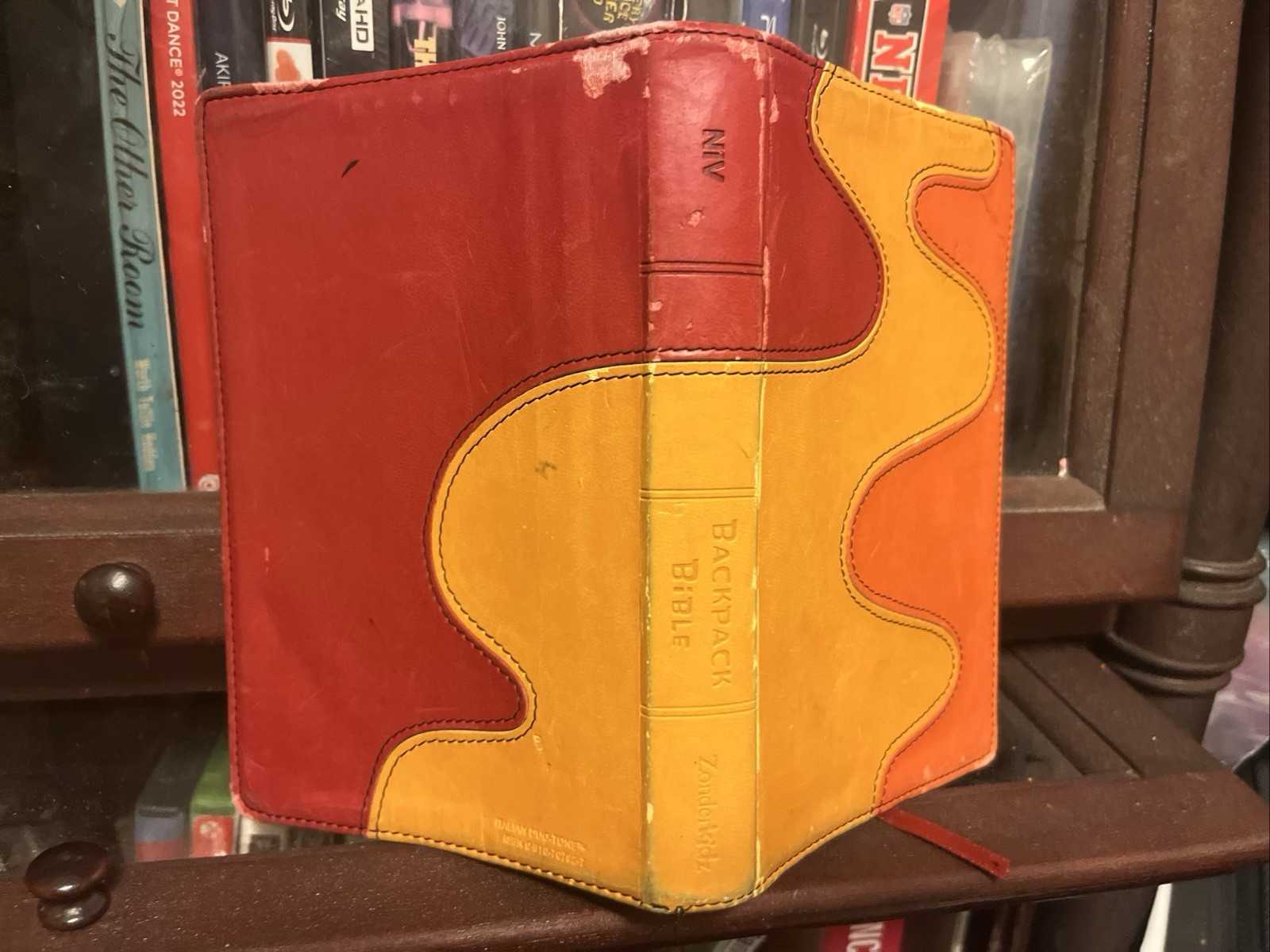 The Backpack Bible: New International Version, Italian Duo Tone-Orange/Gold/…