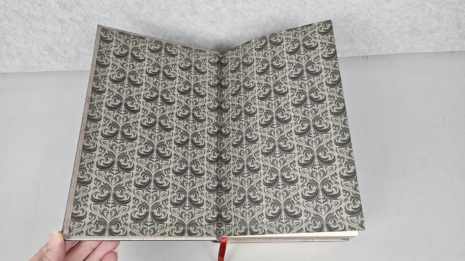 The Vampire Chronicles by Anne Rice Leather Collectible Edition Silver