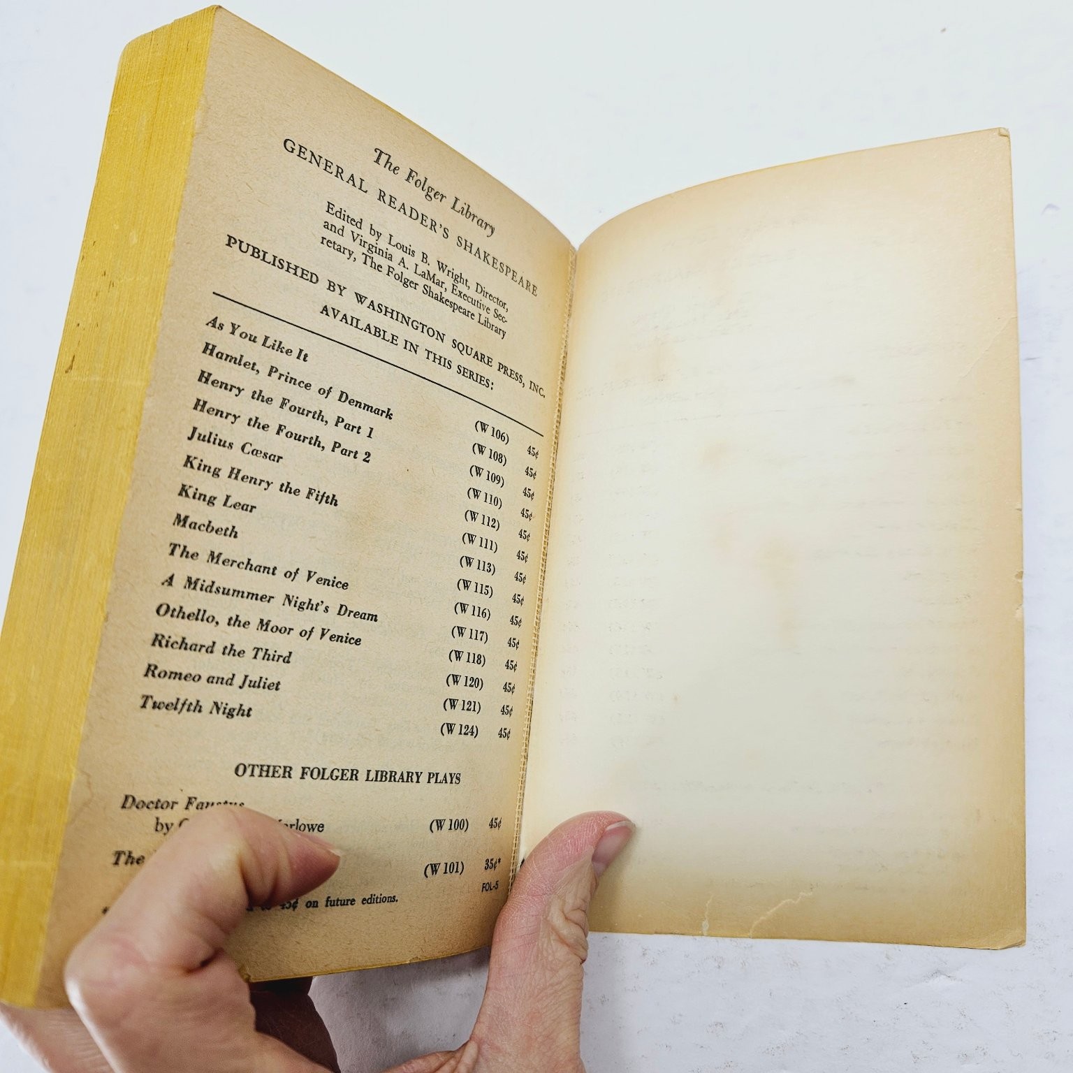 Vintage 1948 William Shakespeare Four Tragedies Washington Square Press Classic