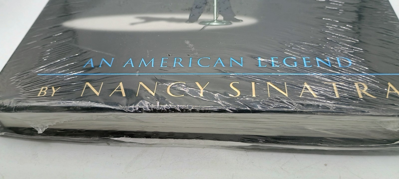 Frank Sinatra an American Legend HARDCOVER BOOK 360 PAGES w/CD~New In Plastic