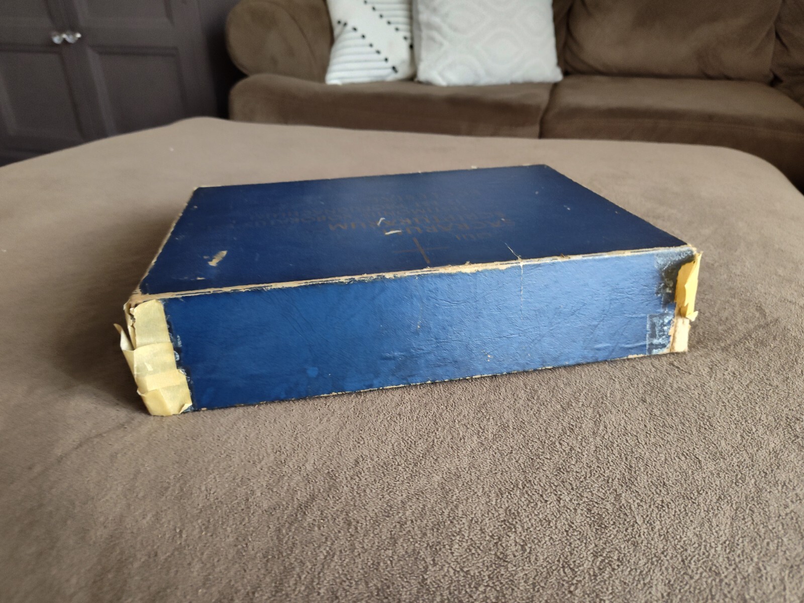 Holy Bible Qui Sacrarum Scripturarum by The Catholic Press Inc. Chicago 1950 VTG