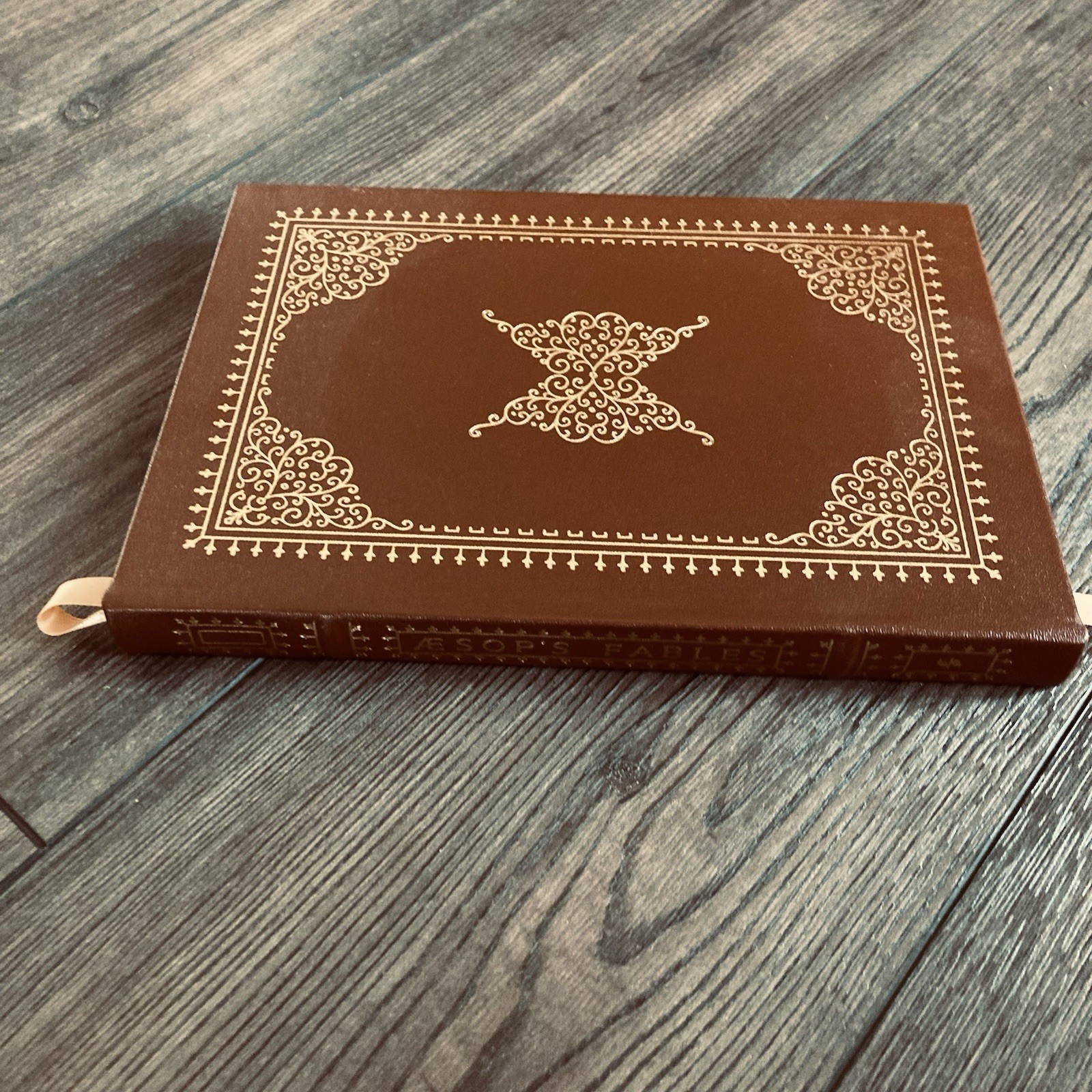 Aesop’s Fables Easton Press Collector’s Edition 1979 Leather Bound Gilt