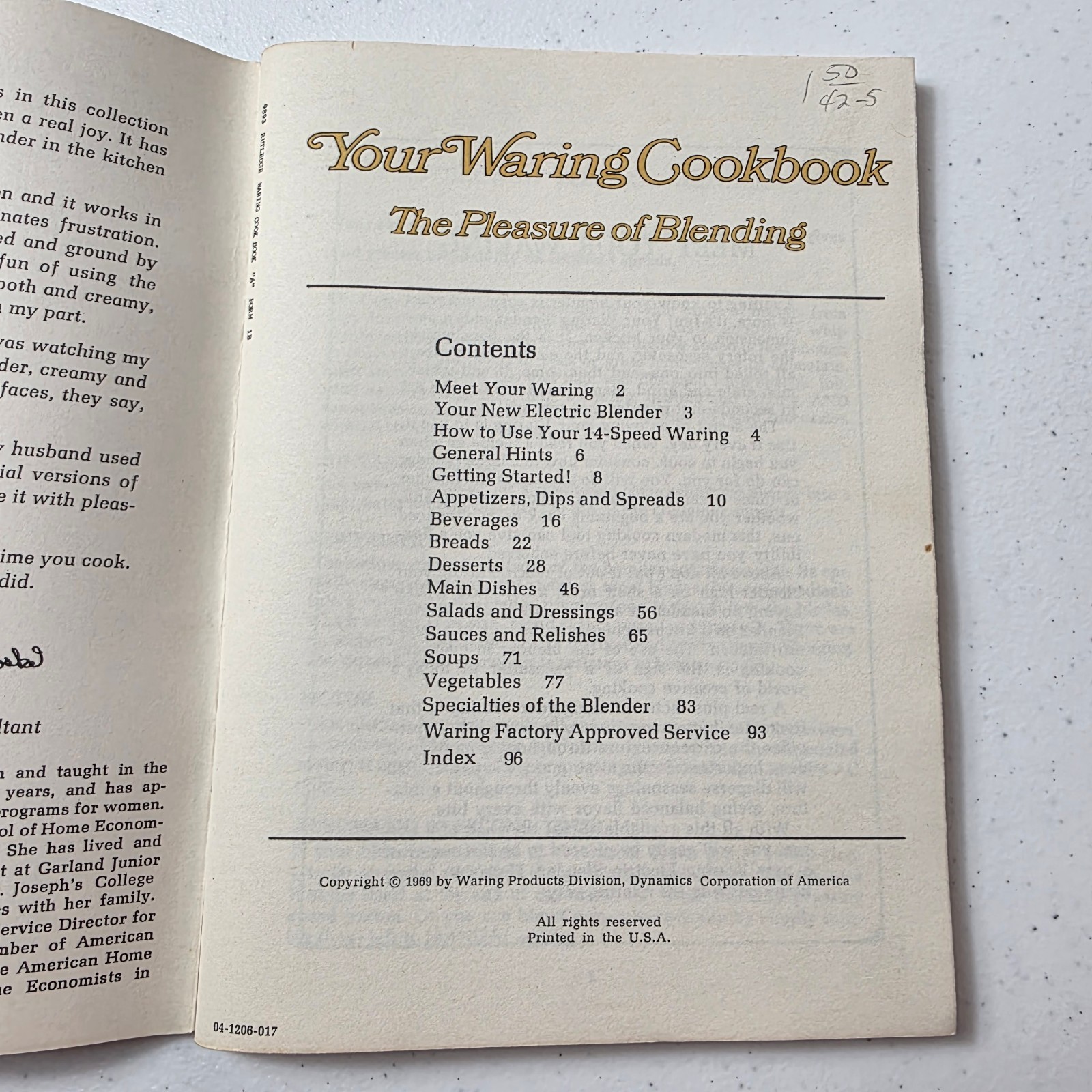 1969 Waring 14 Speed Blender Recipe Book “The Pleasure of Blending” 92 Pages