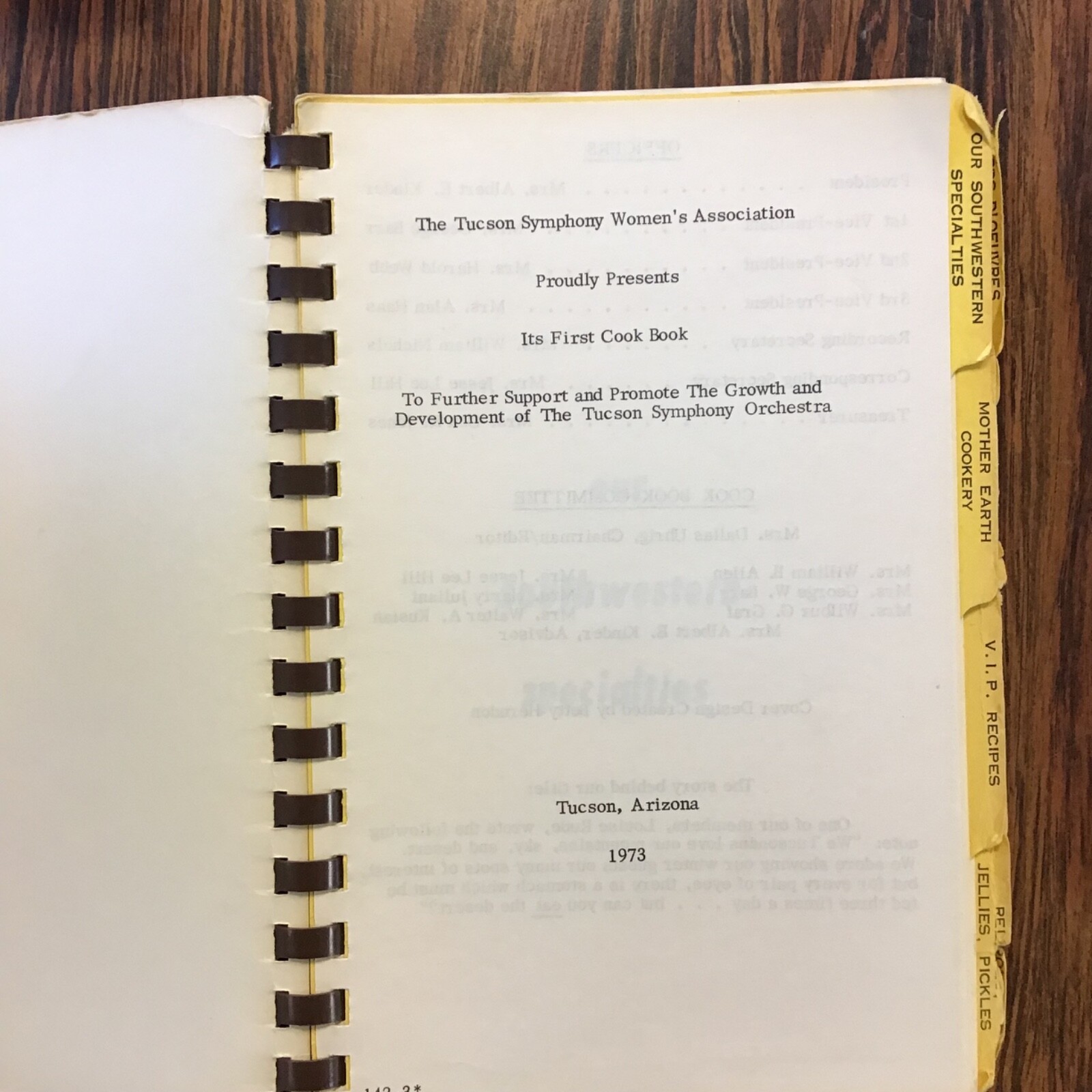 Tucson Arizona Symphony Women Association 1973 Cookbook. SEE index photos