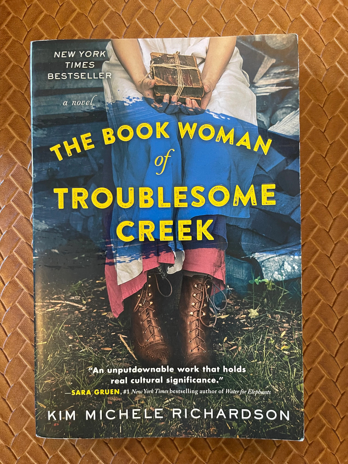 The Book Woman of Troublesome Creek by Kim Michele Richardson Bundle (Paperback)