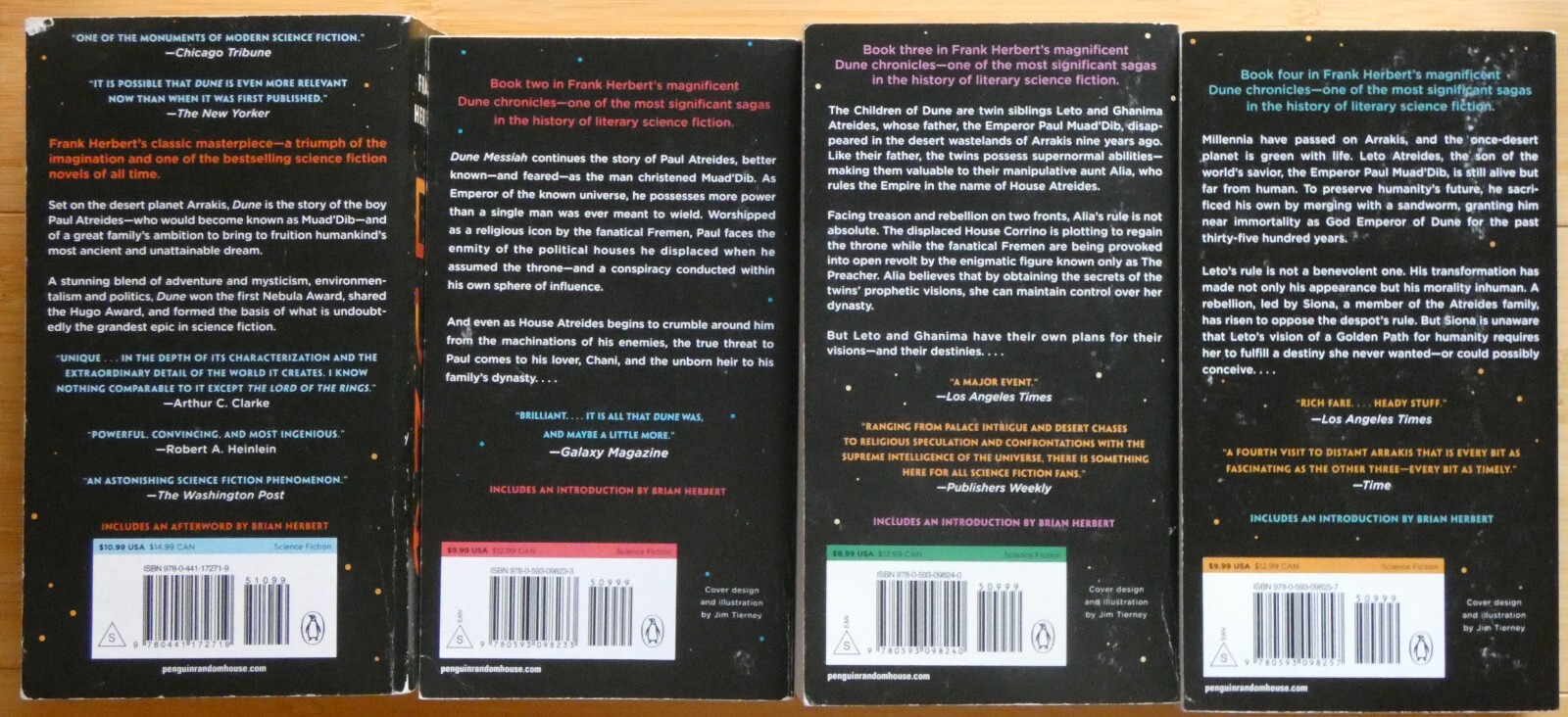 Lot of 4 DUNE Science Fiction Paperbacks by Frank Herbert, TPB/VGC