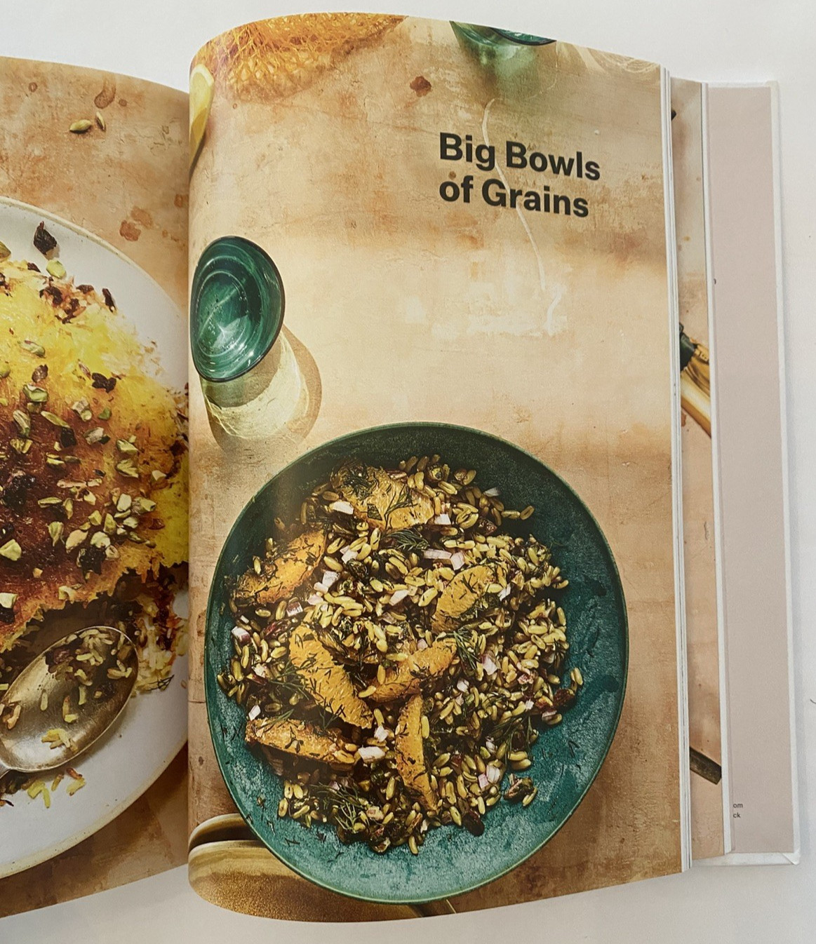 Eating Out Loud: Bold Middle Eastern Flavors for All Day, Every Day – VERY GOOD
