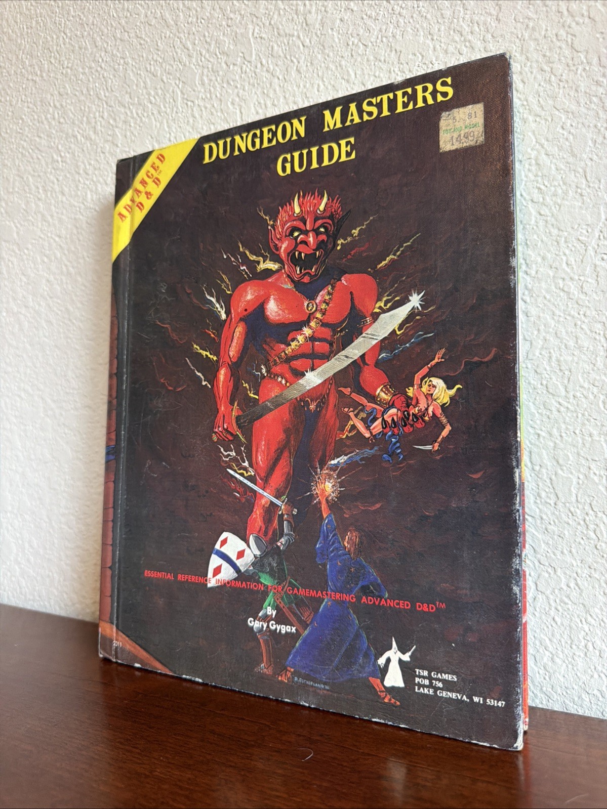 AD&D Dungeon Master’s Guide, 1st Ed, 6th “Gamma” Printing w/ Wizard Logo