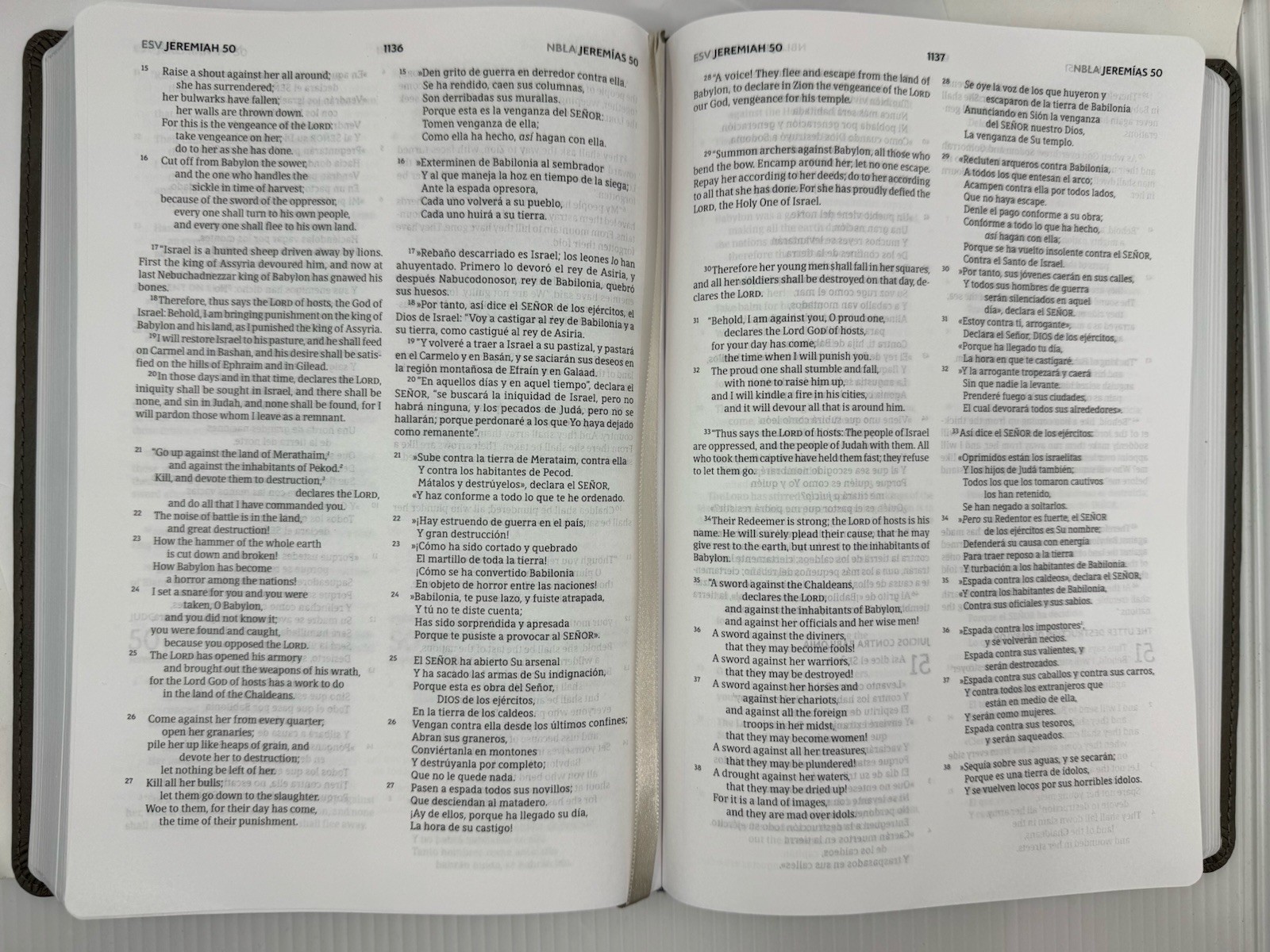 ESV/NBLA, Bilingual Bible, Leathersoft, Grey/ ESV/NBLA, Biblia Bilingüe,…