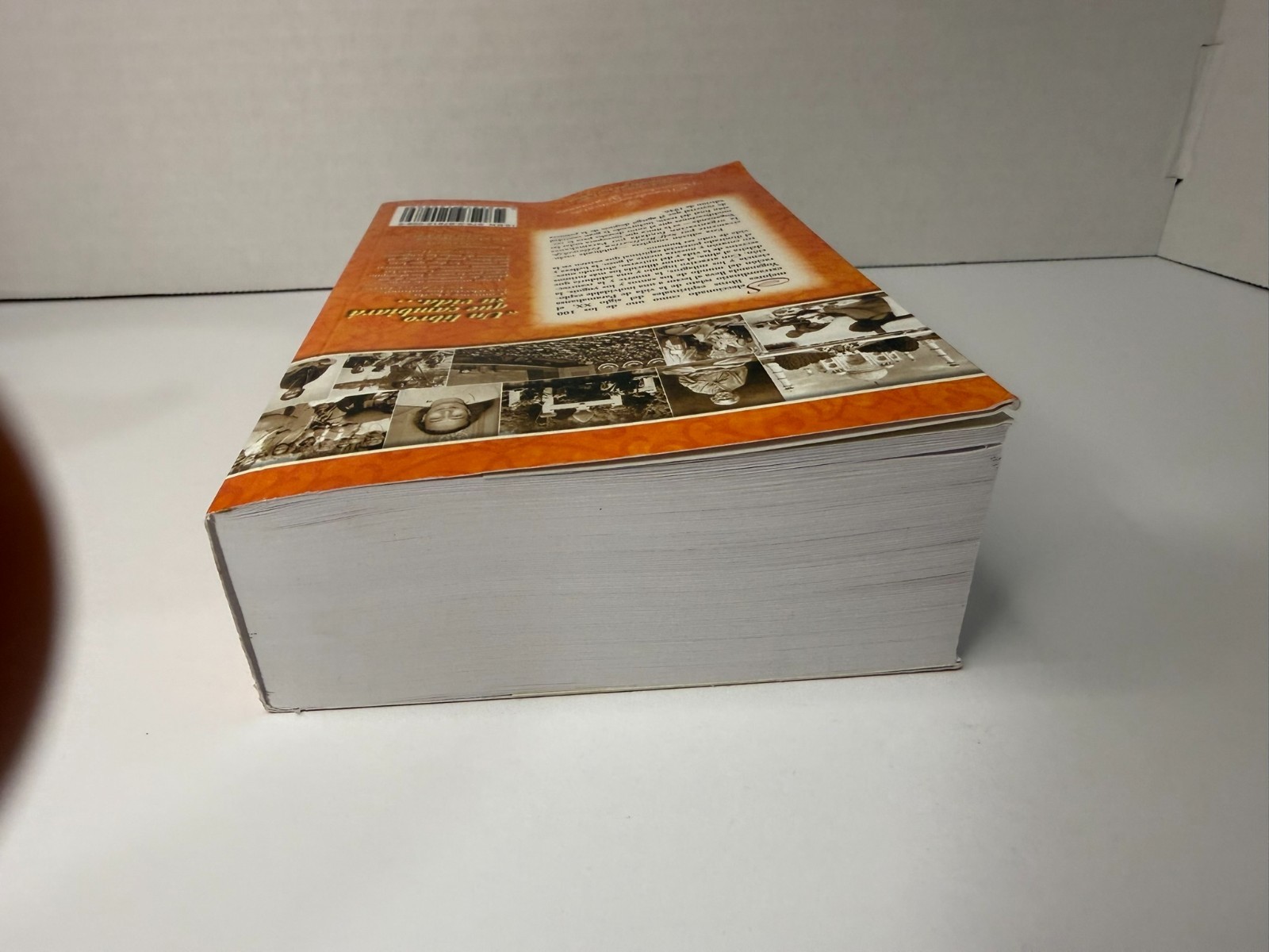 Autobiografía de un Yogui by Paramahansa Yogananda 2024 Spanish Paperback