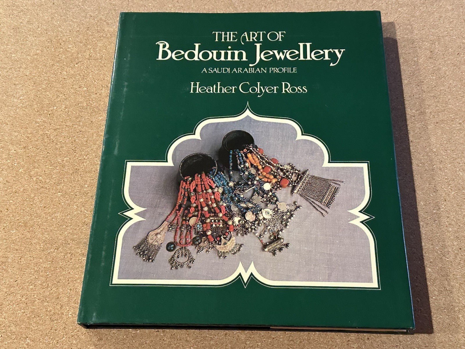 The Art Of Arabian Costume / Bedouin Jewellry Heather Colyer Ross Saudi Arabia