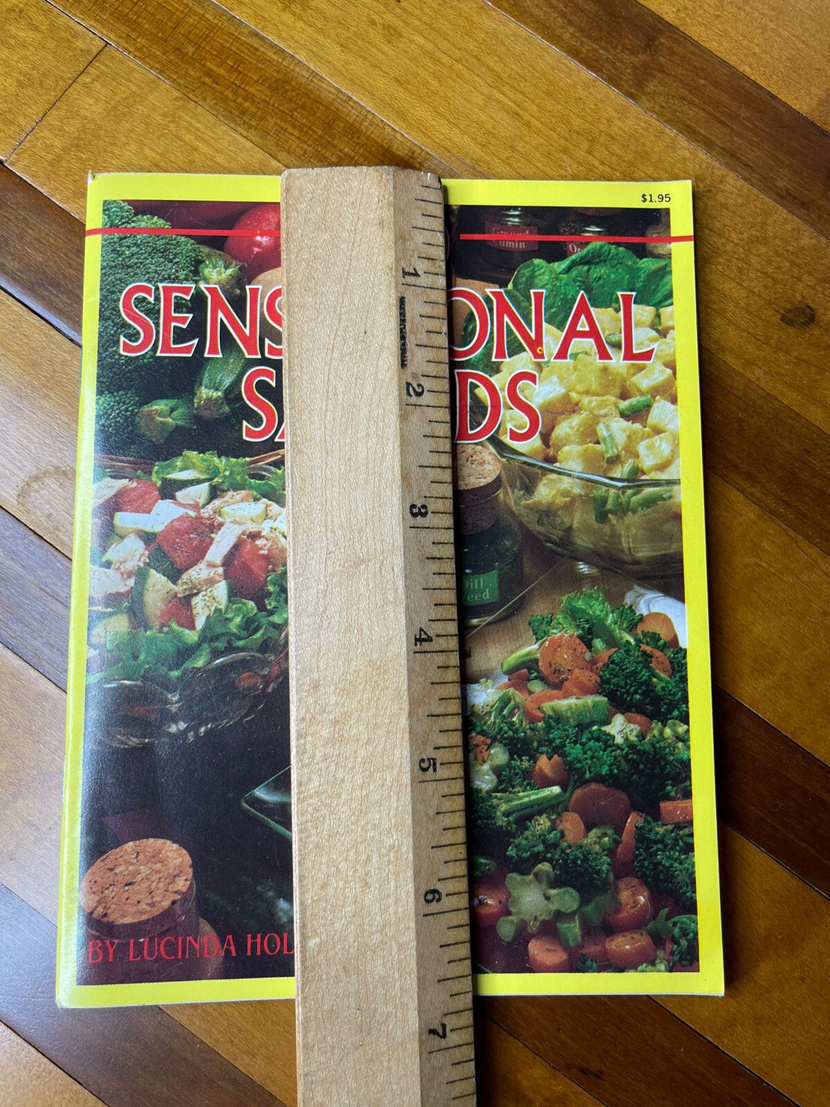 300 Sensational Salads by Lucinda Hollace Berry 1982 Paperback Newpaper Pamphlet