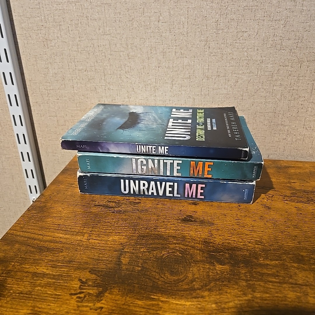 Shatter Me Series 3 Books Unravel Me Ignite Me Paperback Books Tahereh Mafi
