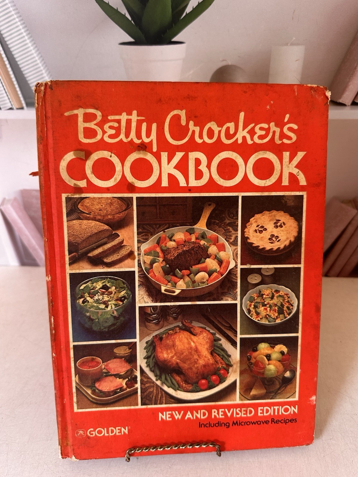 1978- “Betty Crockers’s Cookbook: New & Revised Edition” By: Golden Press