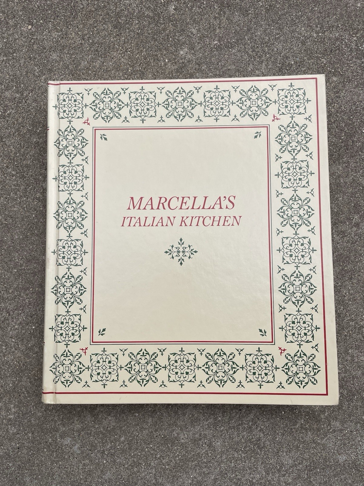 Marcella’s Italian Kitchen by Marcella Hazan Hardcover 1986 1st Edition