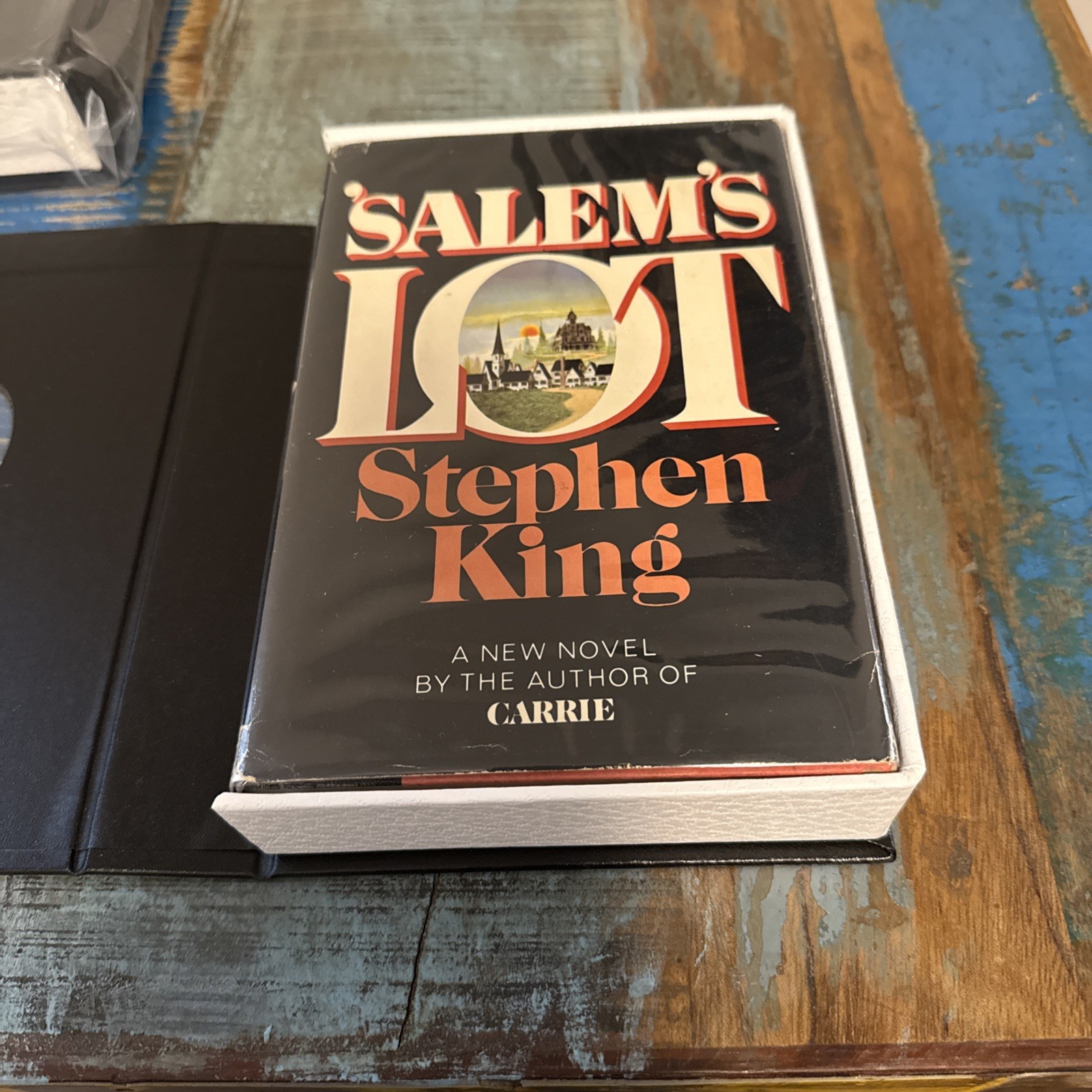 Stephen King’s Salem’s Lot High Quality Traycase Book Is NOT included