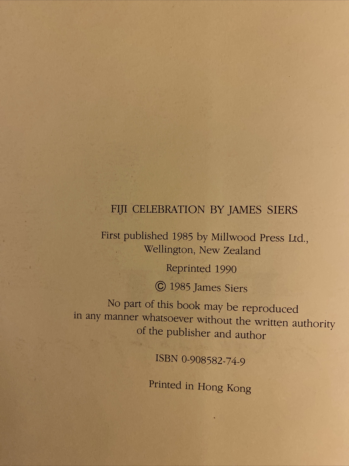 JAMES SIERS FIJI CELEBRATION HC DJ 164 PAGES REPRINTED 1990 FREE SHIPPING