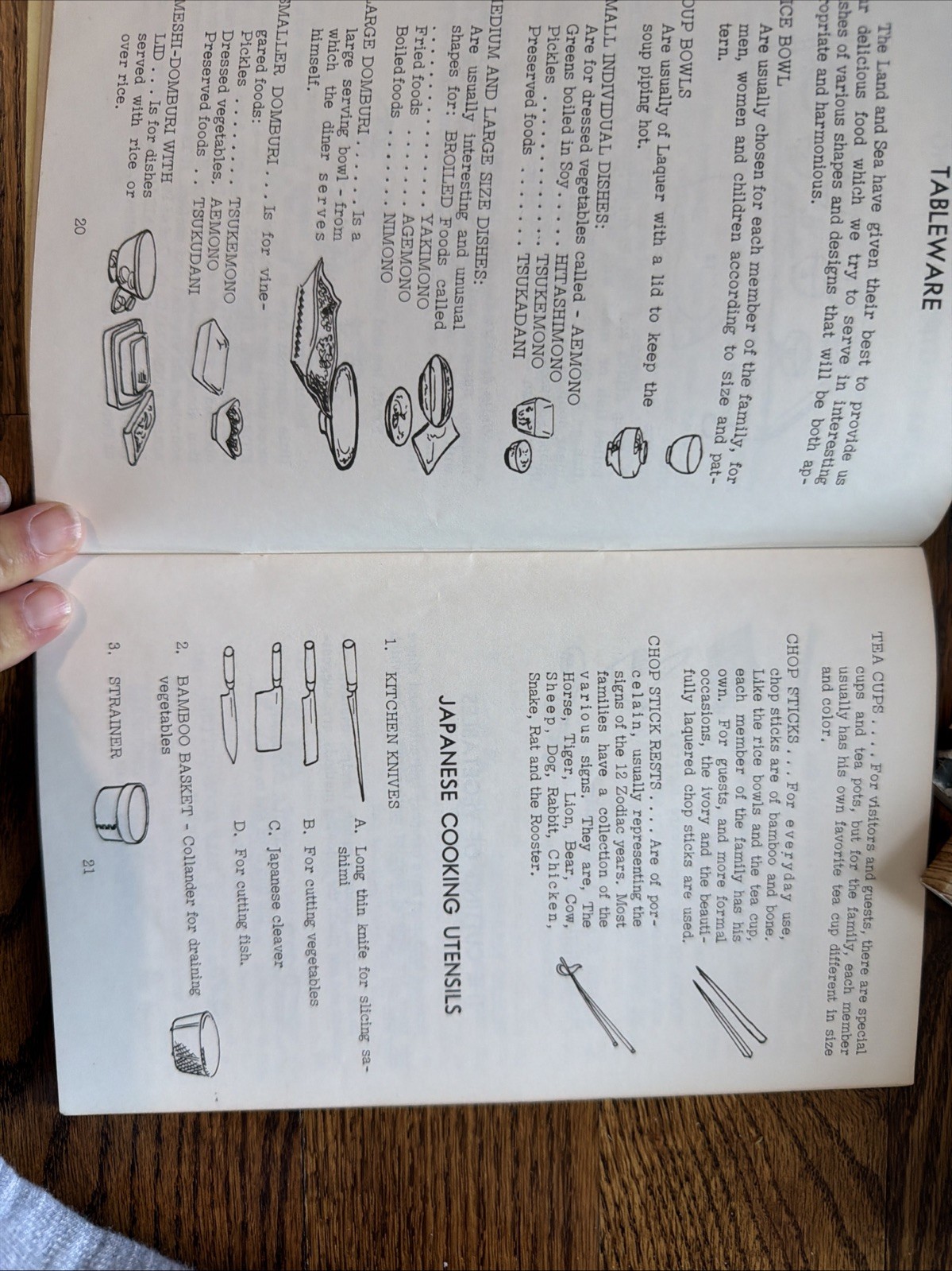Sukiyaki The Art of Japanese Cooking and Hospitality by Fumiko Vintage 68 pages