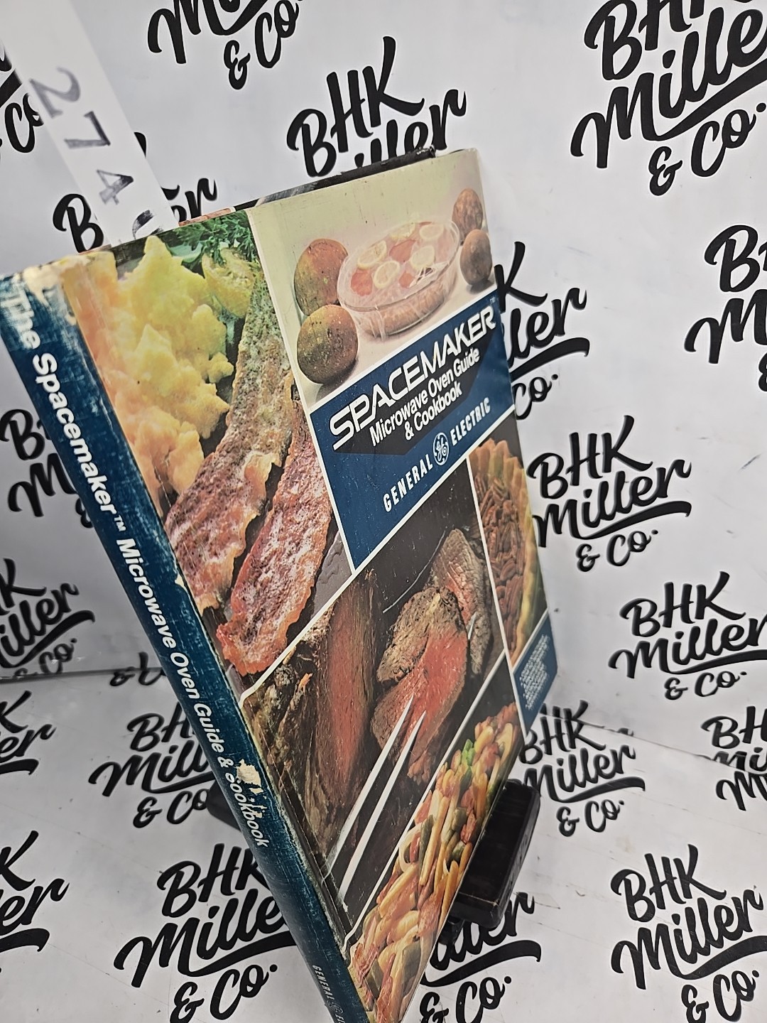 The Microwave Guide and Cookbook 1977 Hardcover General Electric GE
