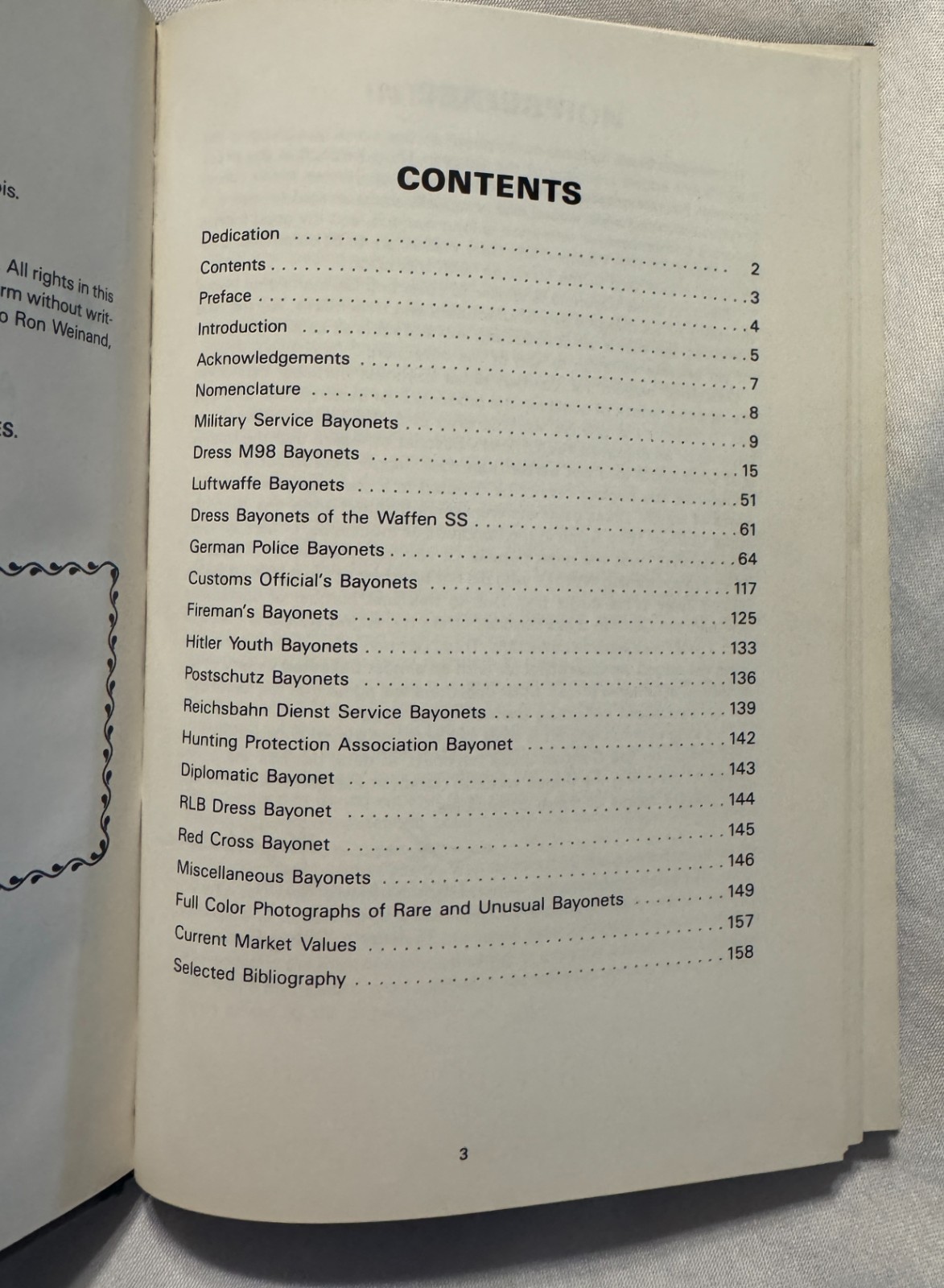 German Clamshells and Other Bayonets, A Collector’s Guide by Gary L. Walker – HC