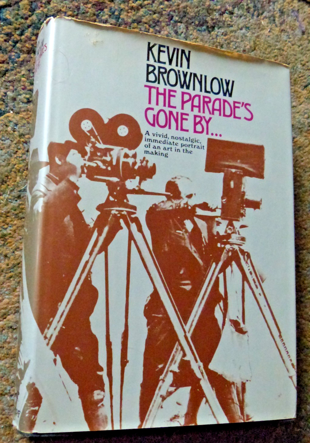 1969 1st DJ VG+ Kevin Brownlow THE PARADE’S GONE BY Silent Film Hundreds Photos