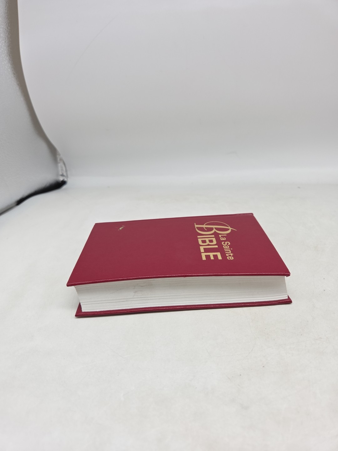 La Sainte Bible, Version Louis Segond 1910 (2018) 1224 Pages, Red, Hardcover