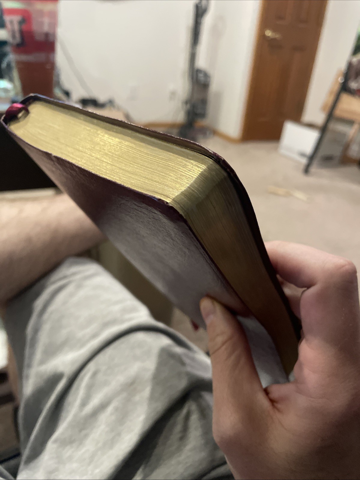 1994 NKJV ULTRATHIN REFERENCE BIBLE BURGUNDY BONDED LEATHER BROADMAN & HOLMAN