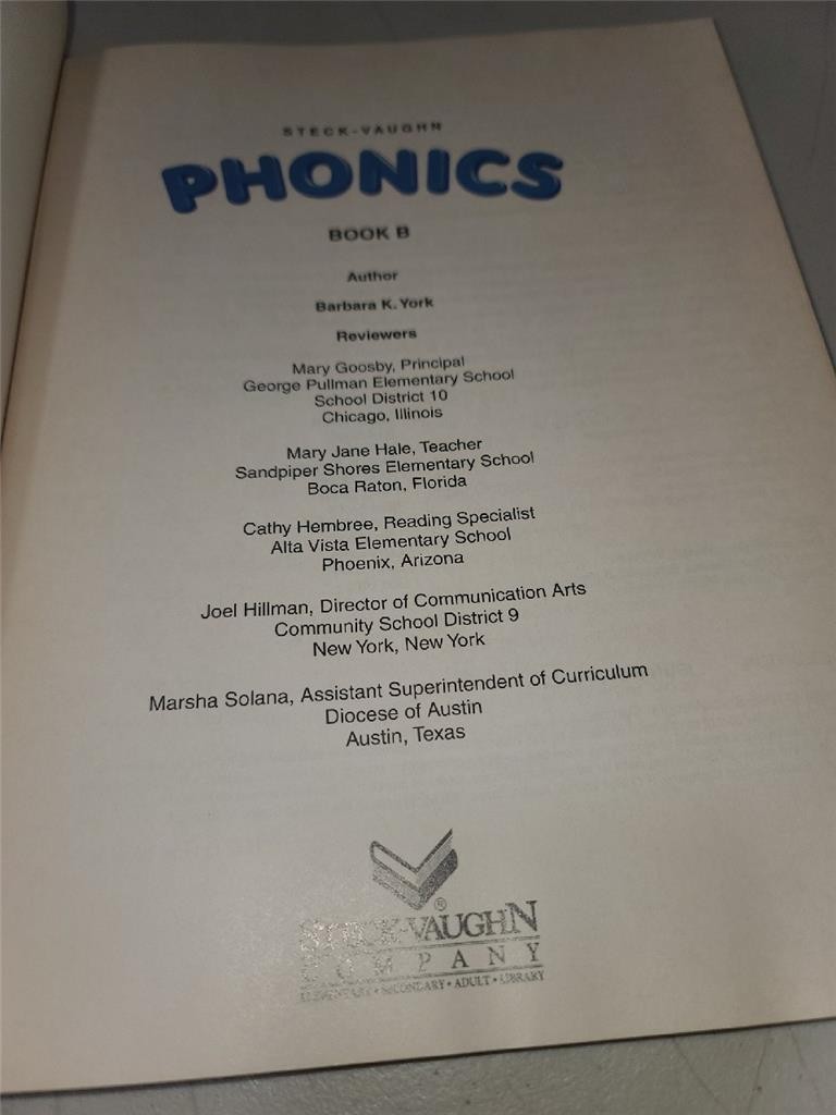 Steck-Vaughn Phonics Book B (1995 Edition)
