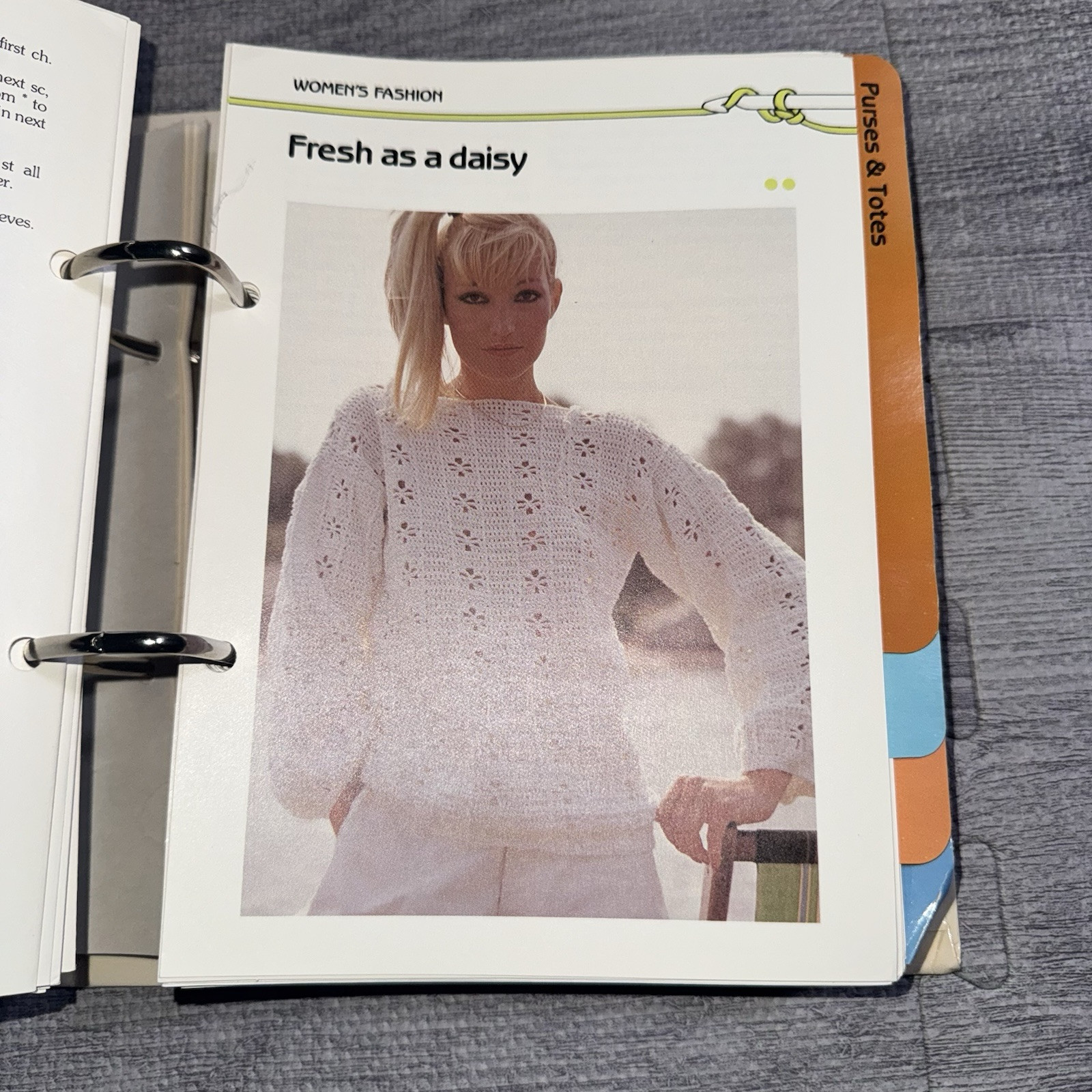 Vtg Quick N Easy Crocheting Book 2 Ring Binder Over 100 pages with 18 Dividers