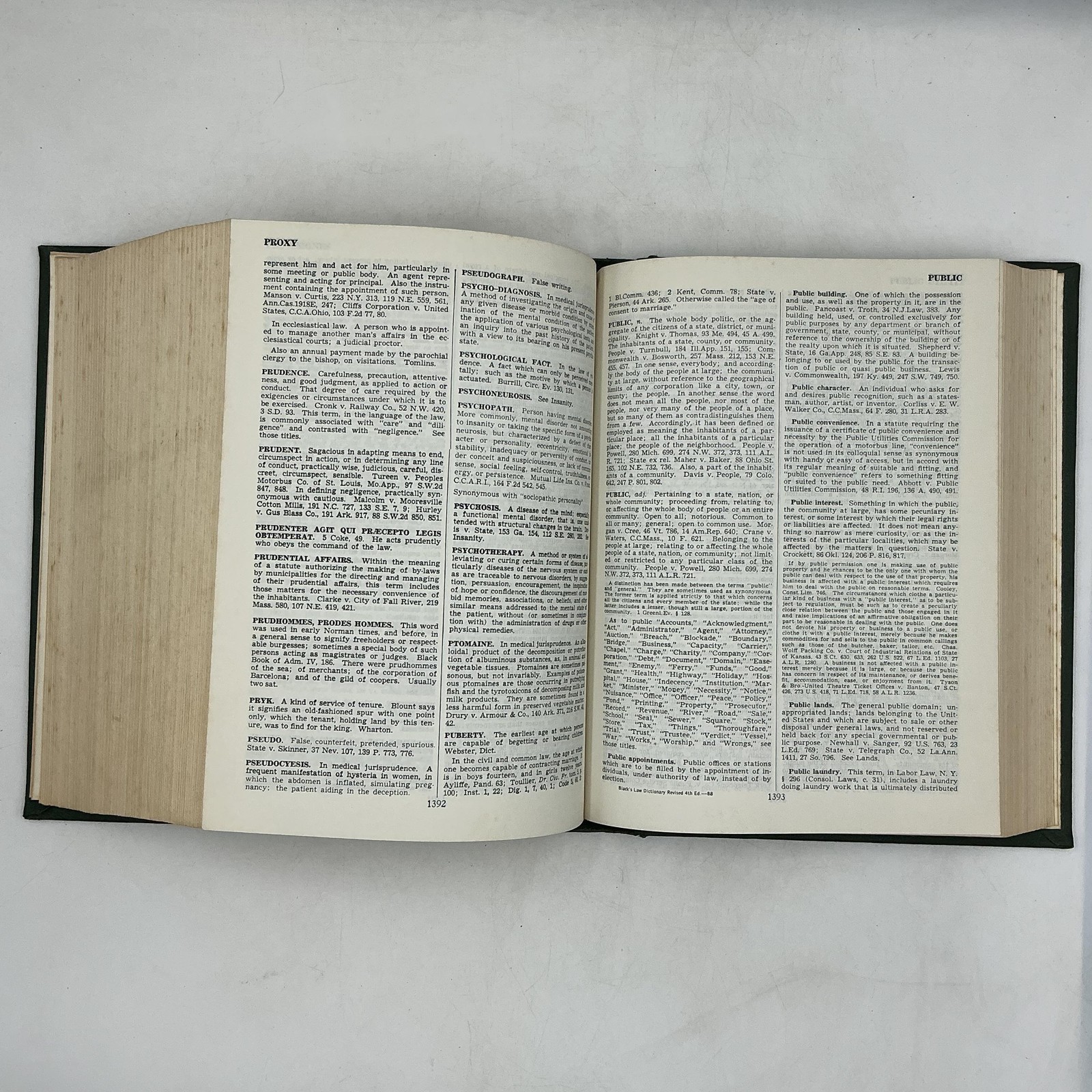 Vintage Black’s Law Dictionary With Pronunciations 4th Ed Green HC 1972 USA