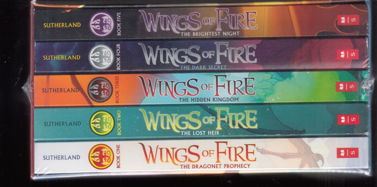 Wings of Fire 5 Books in Slipcase Tui T. Sutherland BRAND NEW SEALED