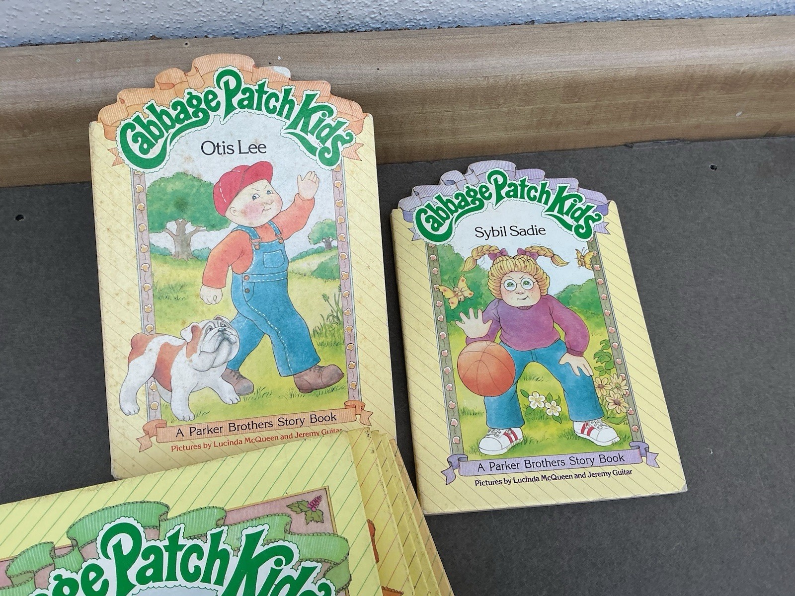 Vintage Cabbage Patch Kids Books Lot of 8 Hardcover Parker Brothers