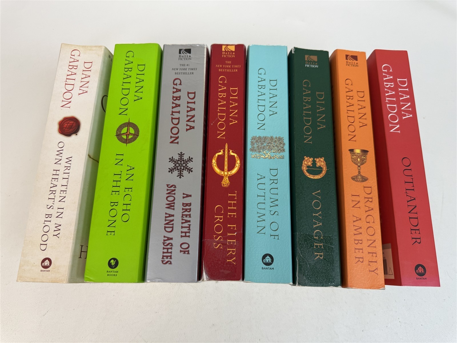 Diana Gabaldon Lot 1st 8 OUTLANDER Series All Large Paperbacks