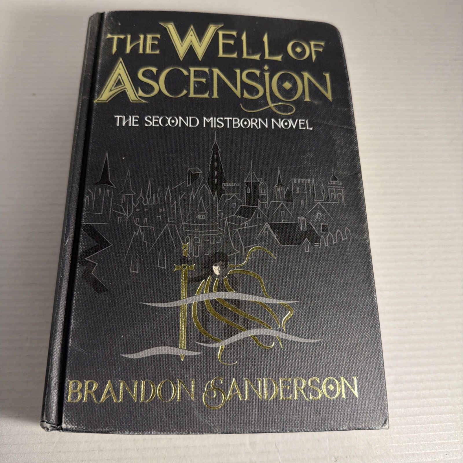 Well of Ascension Mistborn #2 Brandon Sanderson Hardcover *Heavy damage