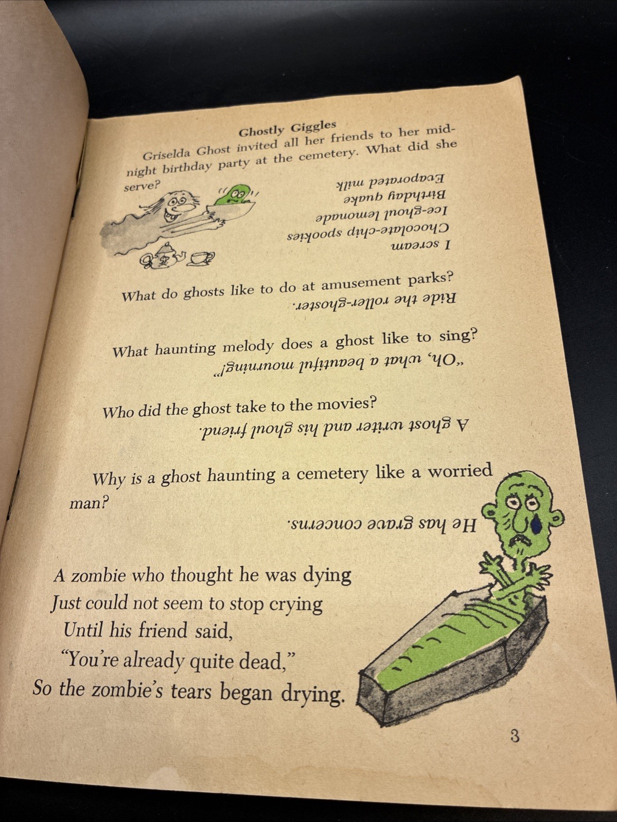 Ghostly Fun by Ann McGovern Scholastic Book Services 1970 1st Printing Spooky