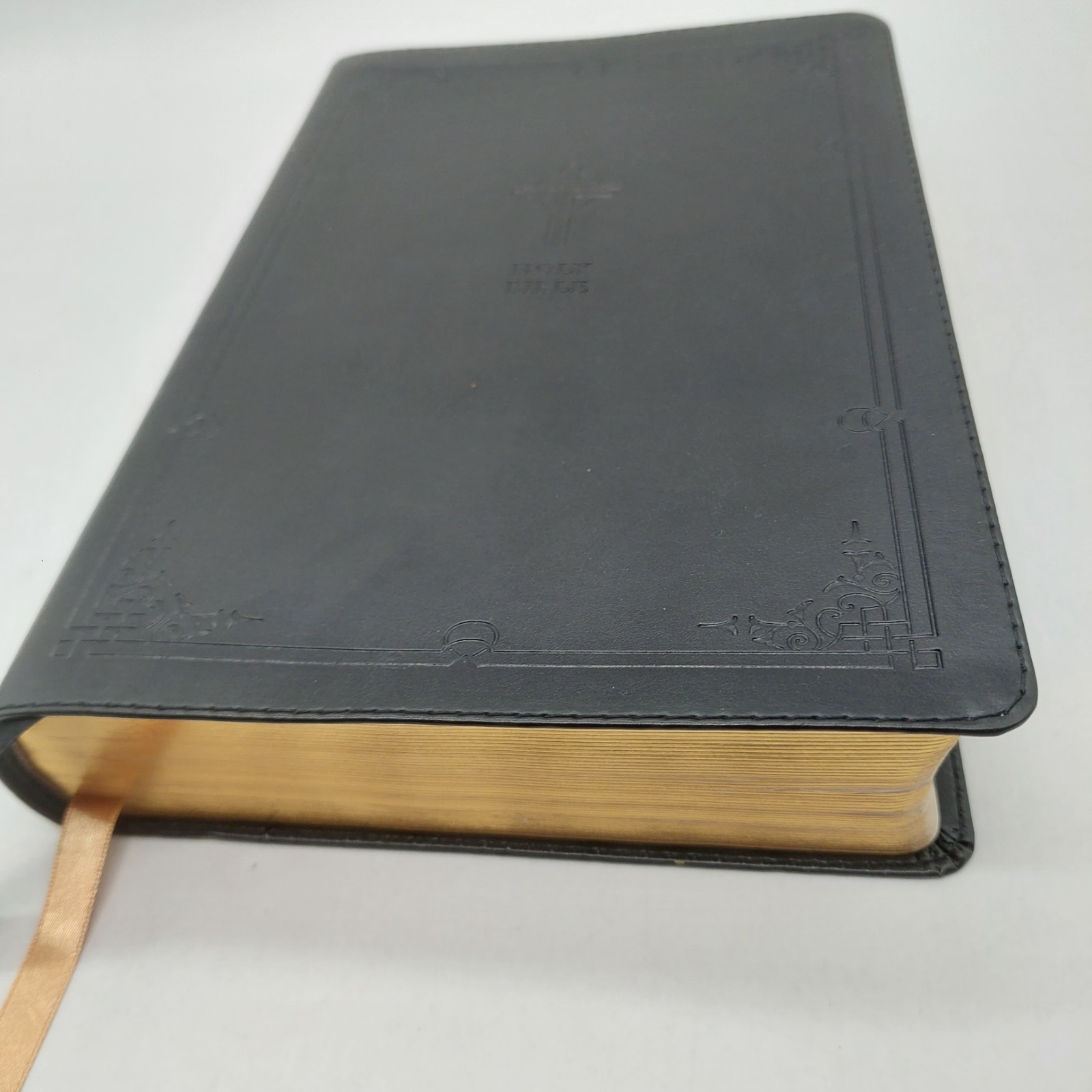 Holy Bible New American Revised Edition Large Print By Catholic Bible Press 2011