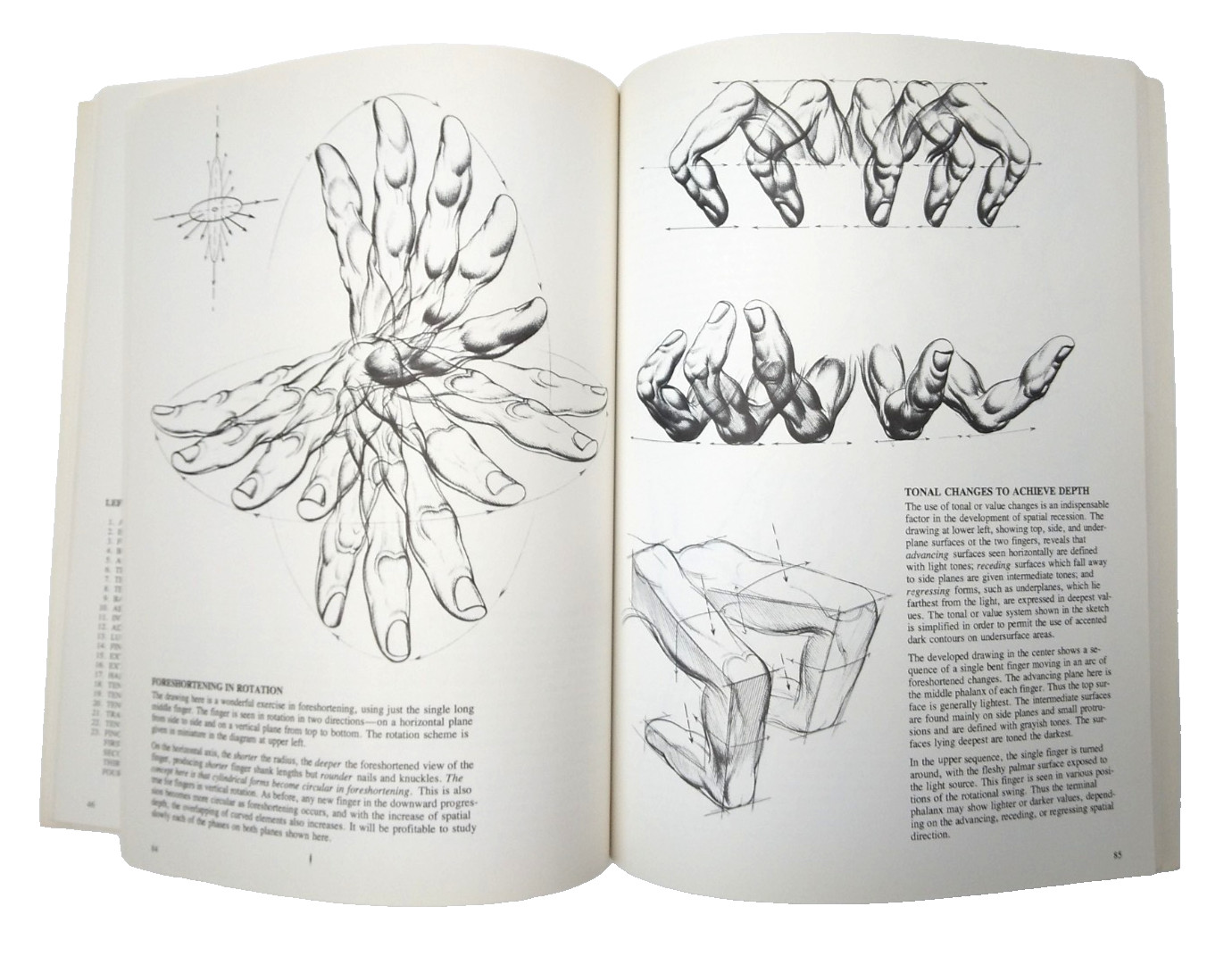 BOOK Drawing Dynamic Hands BURNE HOGARTH