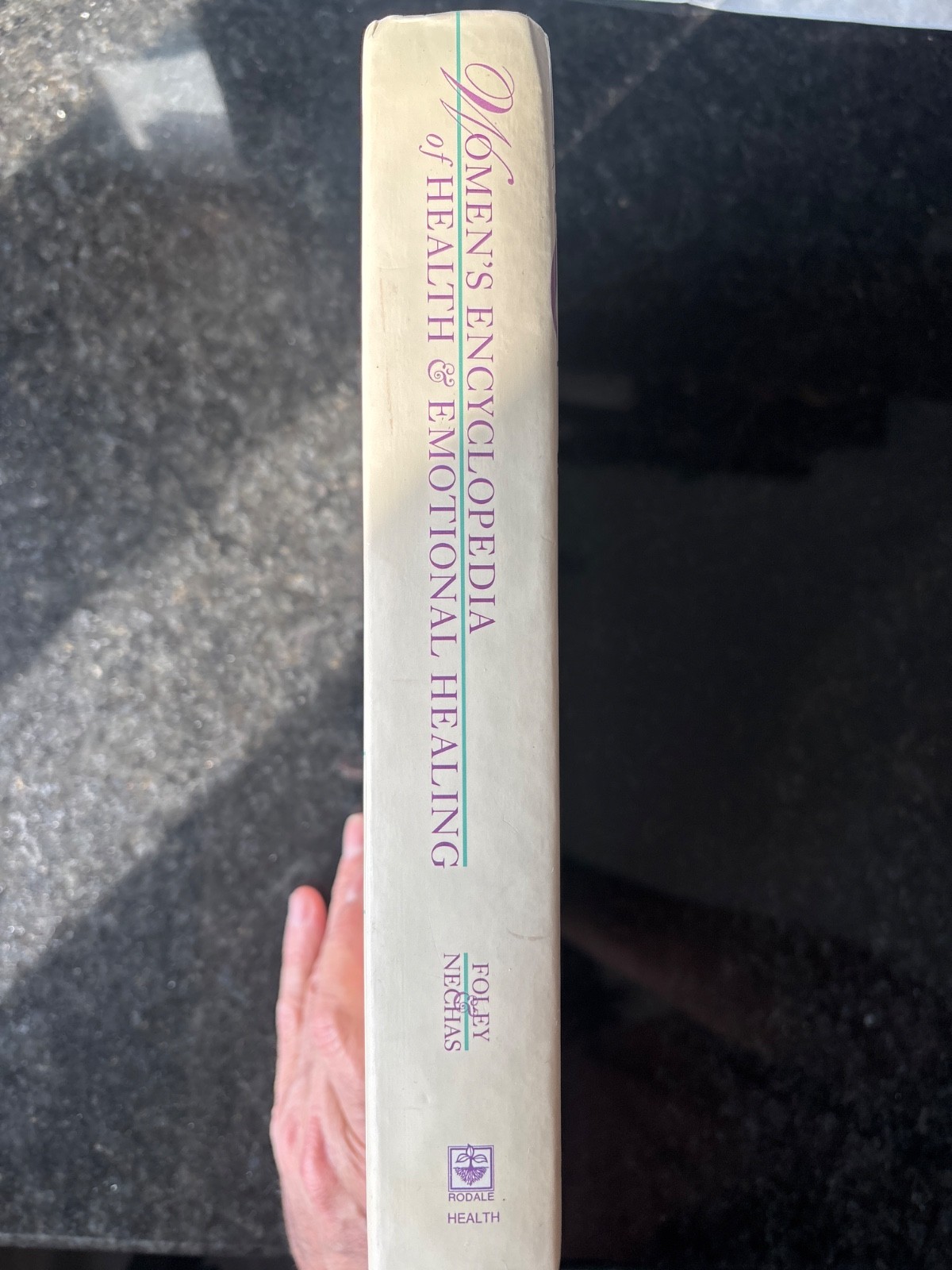 Women’s Encyclopedia of Health & Emotional Healing Hardcover-Good condition-read