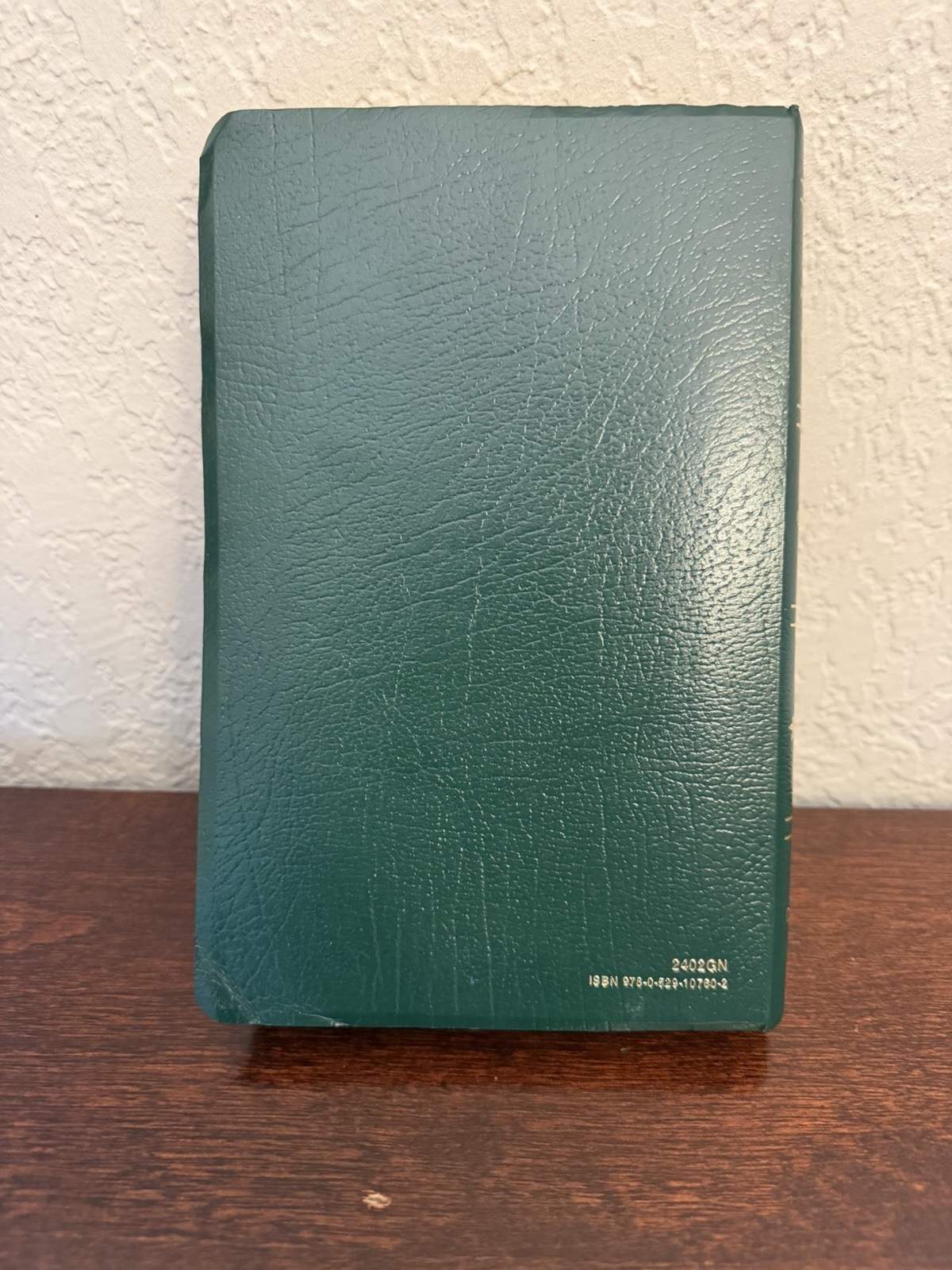 New American Bible World Catholic Press 2010 Revised Edition Green Cover