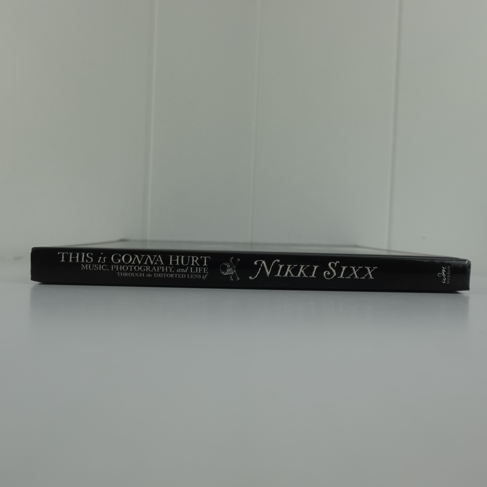Nikki Sixx This Is Gonna Hurt Harper Collins Publishers Hardcover