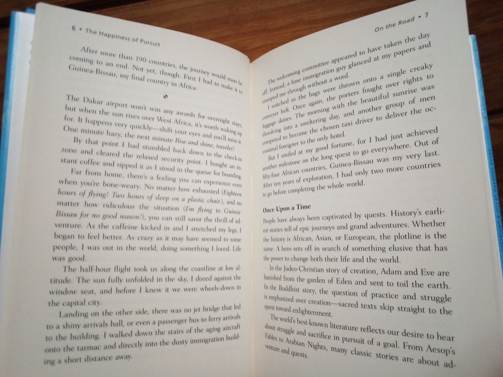 (C26BH) “THE HAPPINESS OF PURSUIT” – CHRIS GUILLEBEAU / HC – DJ / FIRST EDITION