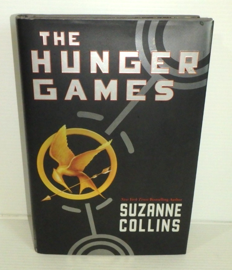 Hunger Games Trilogy + 1 Suzanne Collins & 1000 pc Puzzle (LN) HB w/DJ – 1st