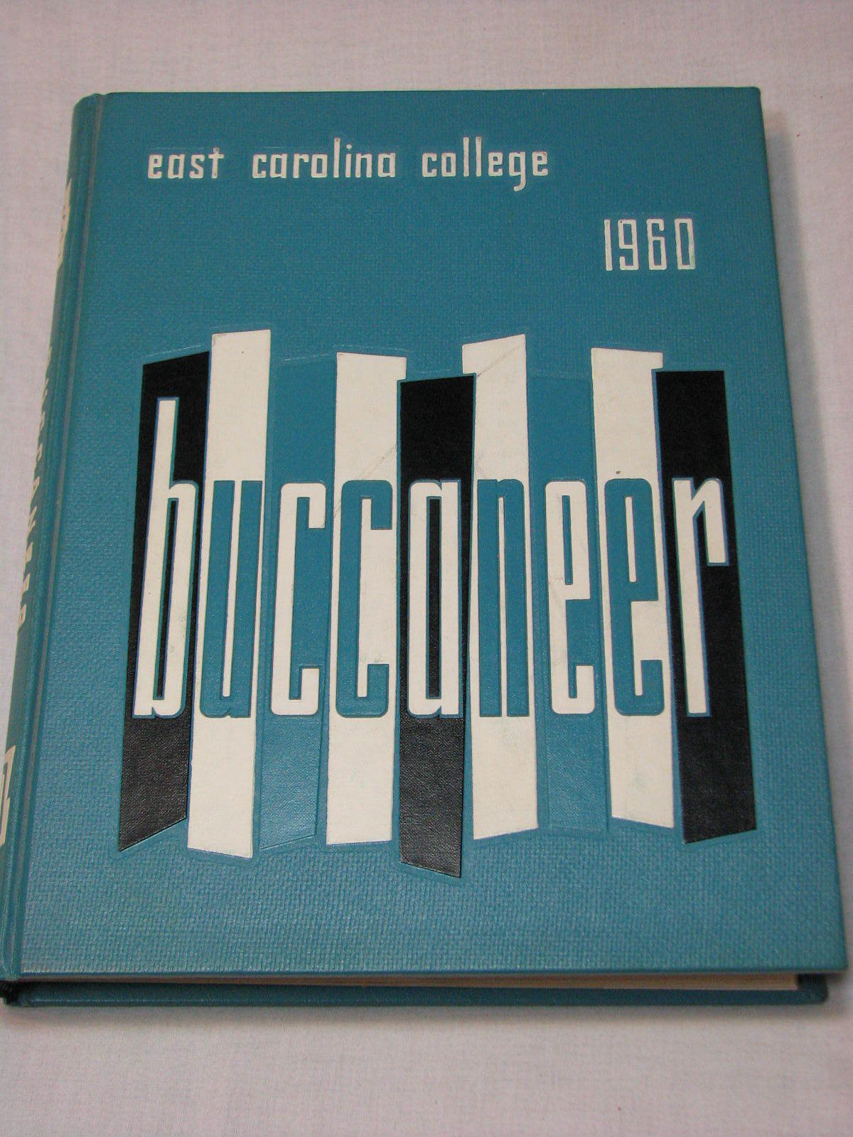 1960 East Carolina College School Yearbook North Alumni Old University Buccaneer