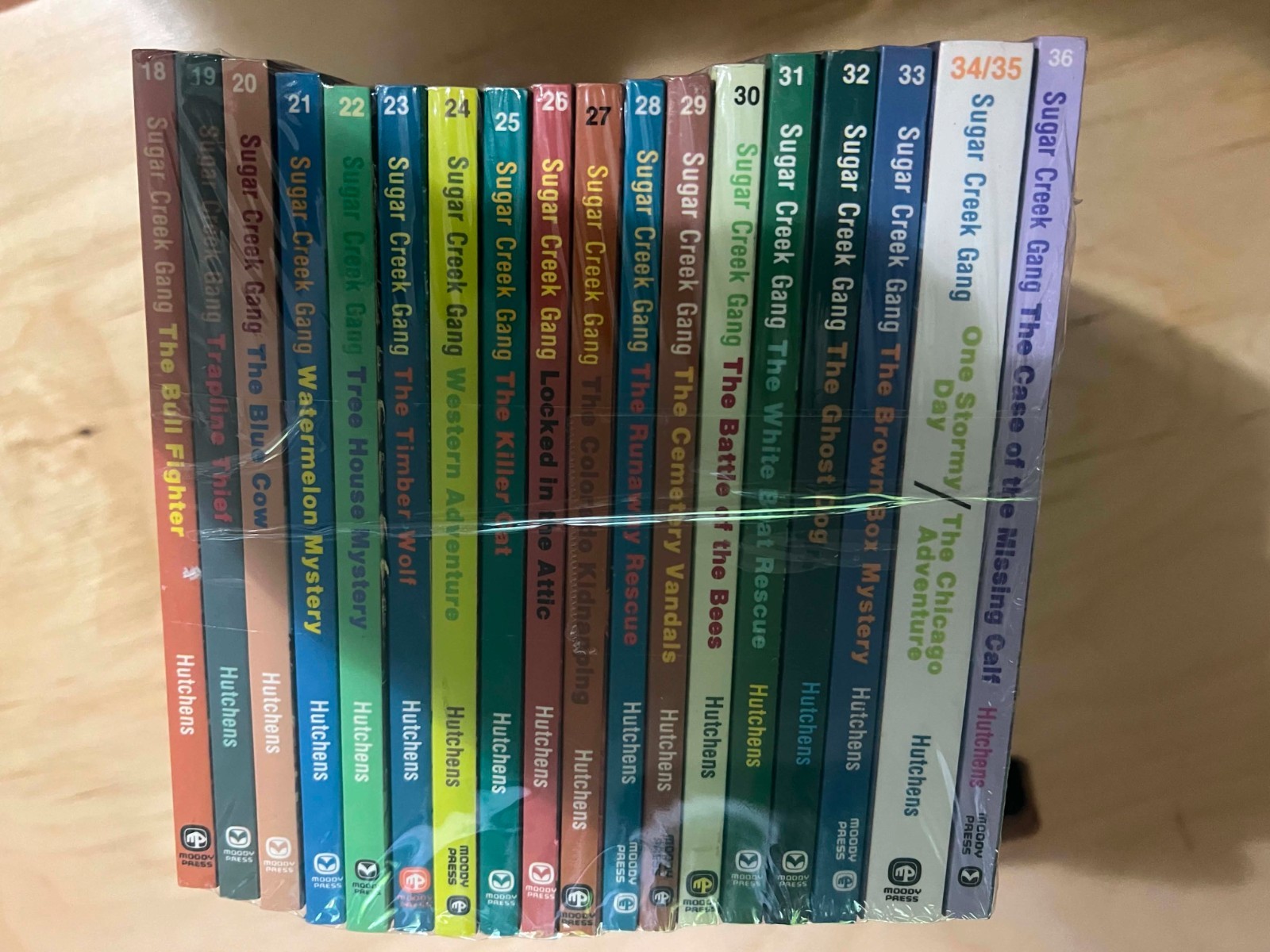 Sugar Creek Gang (Set of 35 ,1 to 36) by Paul Huthchens Moodys Press
