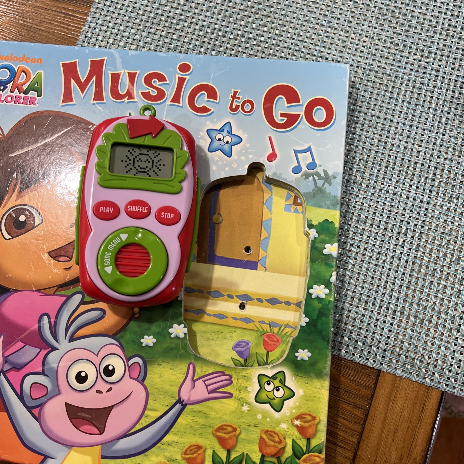 Dora the Explorer Music To Go Board Book + Sound Music Player 2011 Works
