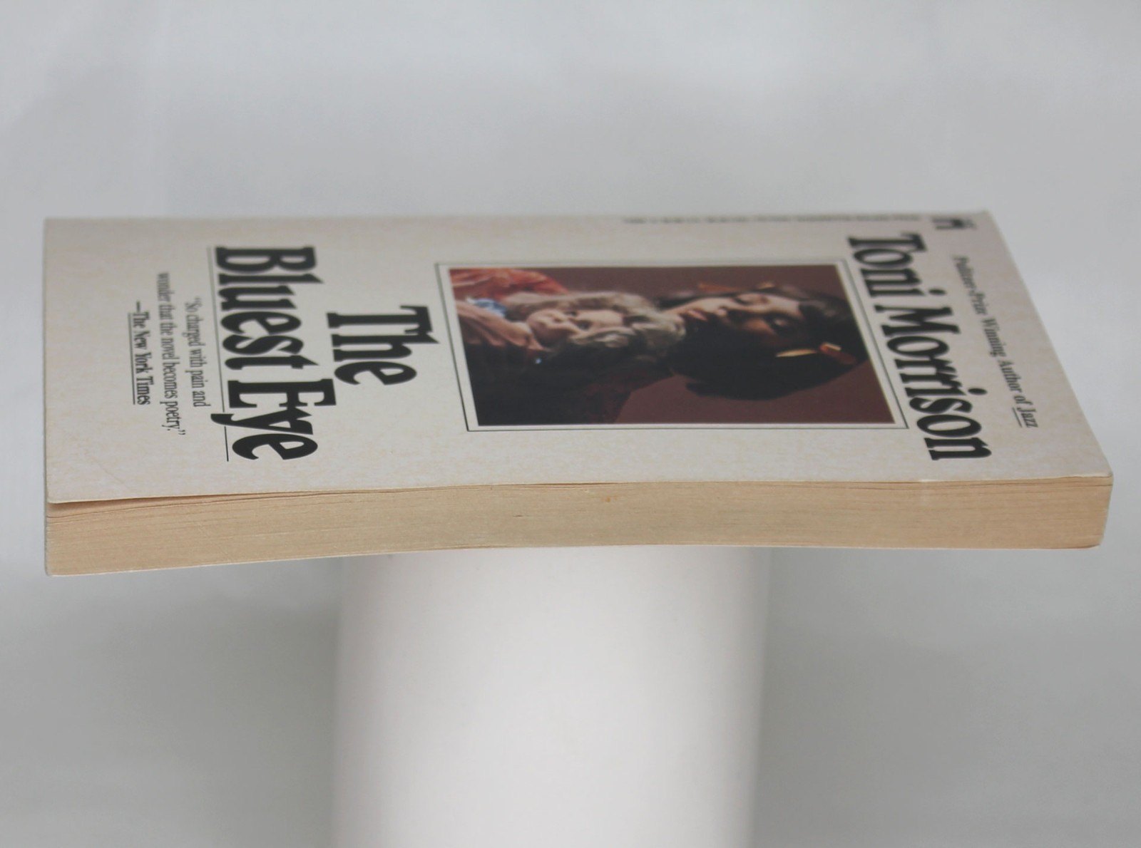 THE BLUEST EYE by Toni Morrison Washington Square Press 1972 Later Printing PB